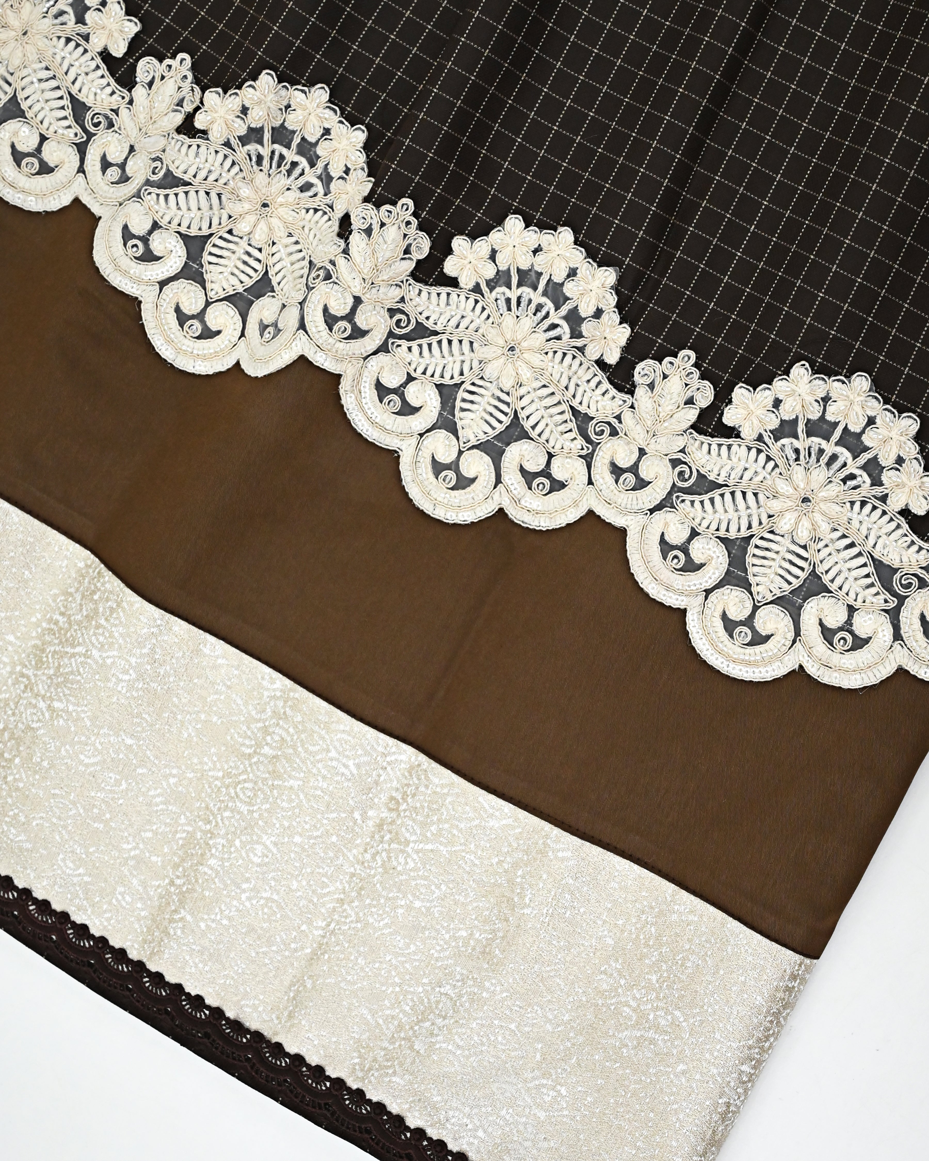 Dark Brown Checks Rida With Brown Cream Panel & Smart Floral Lace