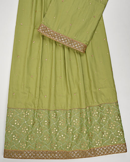 Parrot Green Rida With Smart Golden Tikri Lace & Pane