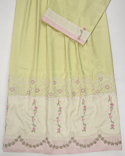 Pista Green Rida With Smart Lace & Floral Aari Border