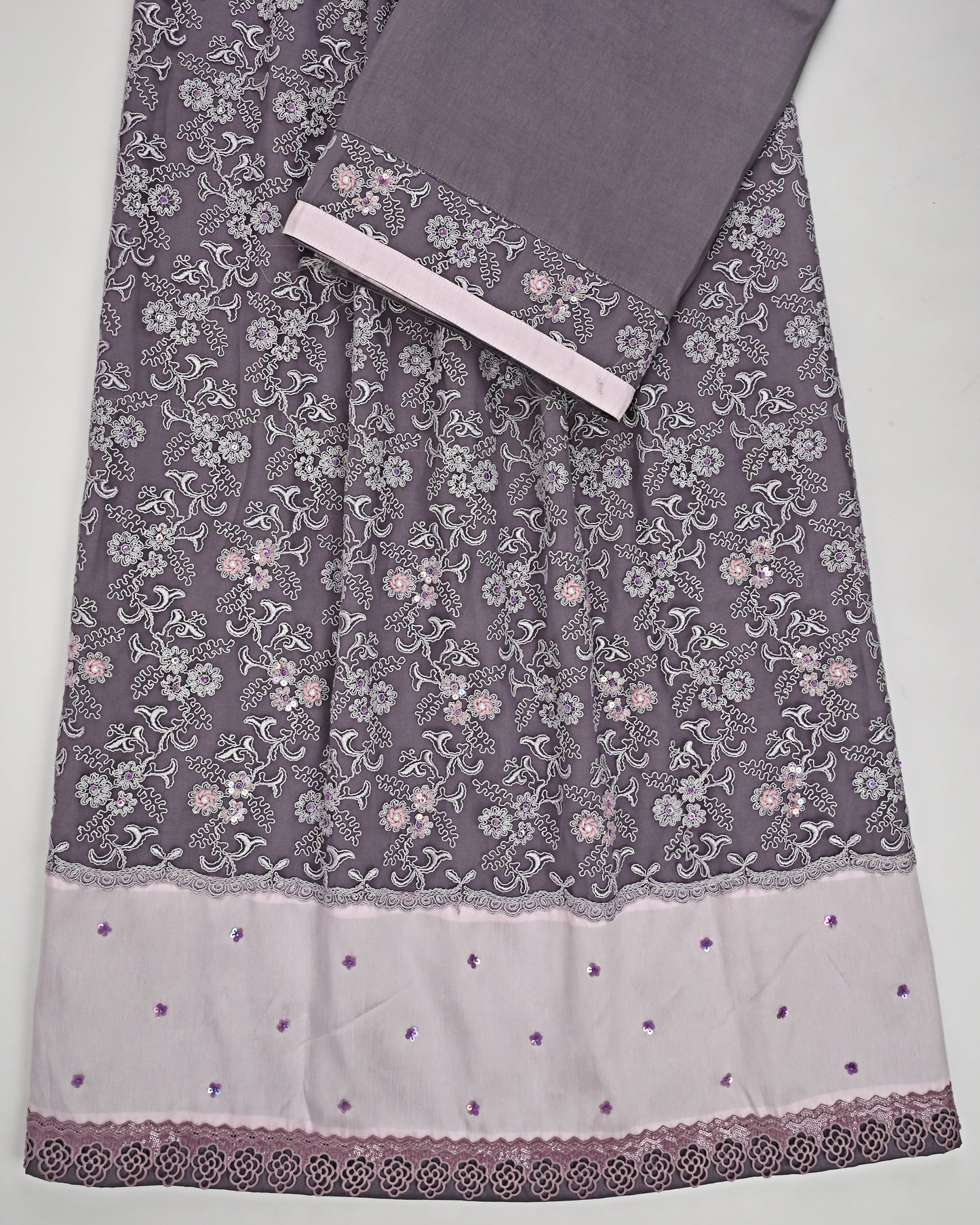 Dark Mauve Rida With Heavy Full Lace & Aari Work Touch Up