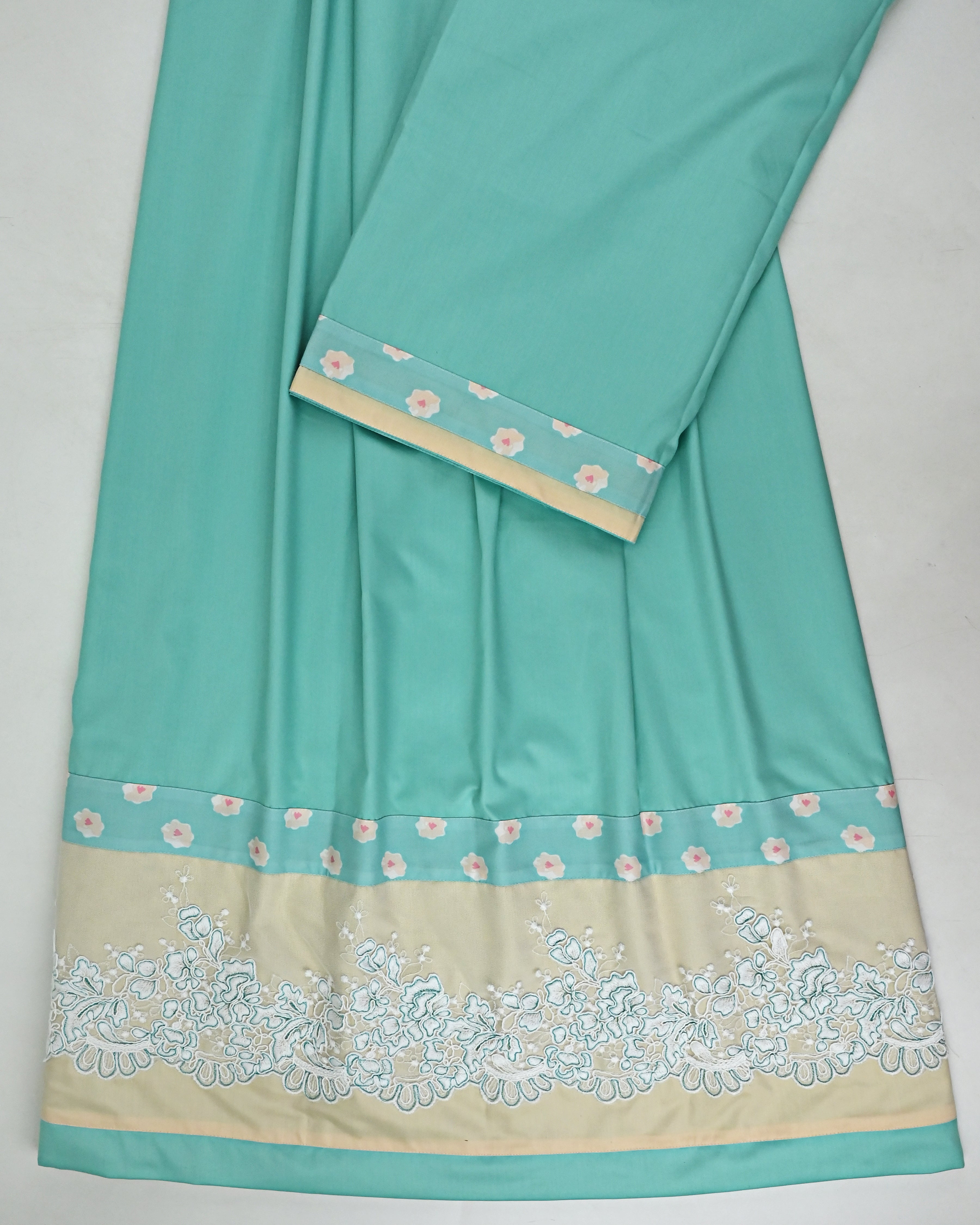 Light Mint Green Rida With Smart Panel & White Lacing With Highlight