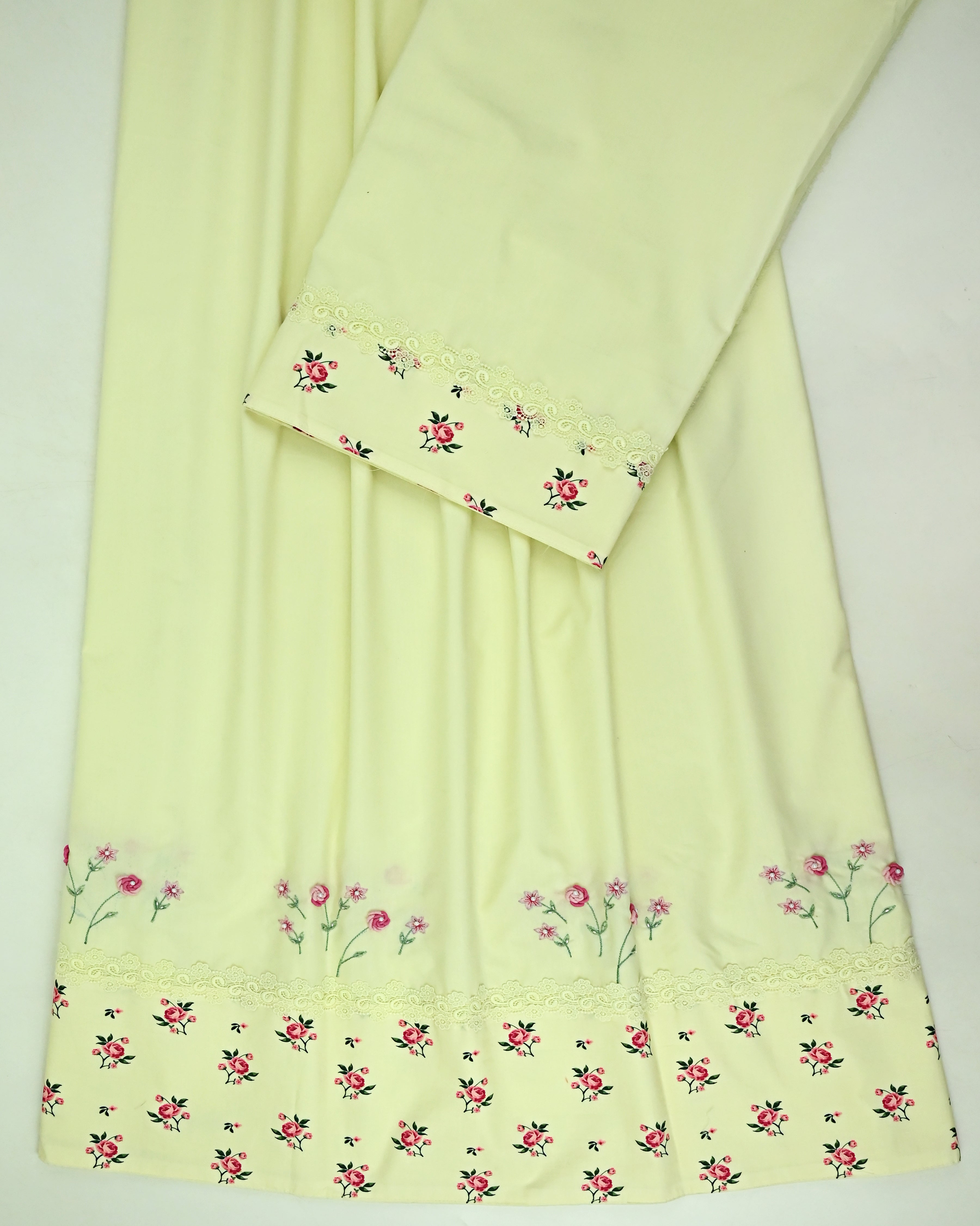 Pale Lime Green Rida With  Smart Rose Printed Panel & All Over Bullion Work