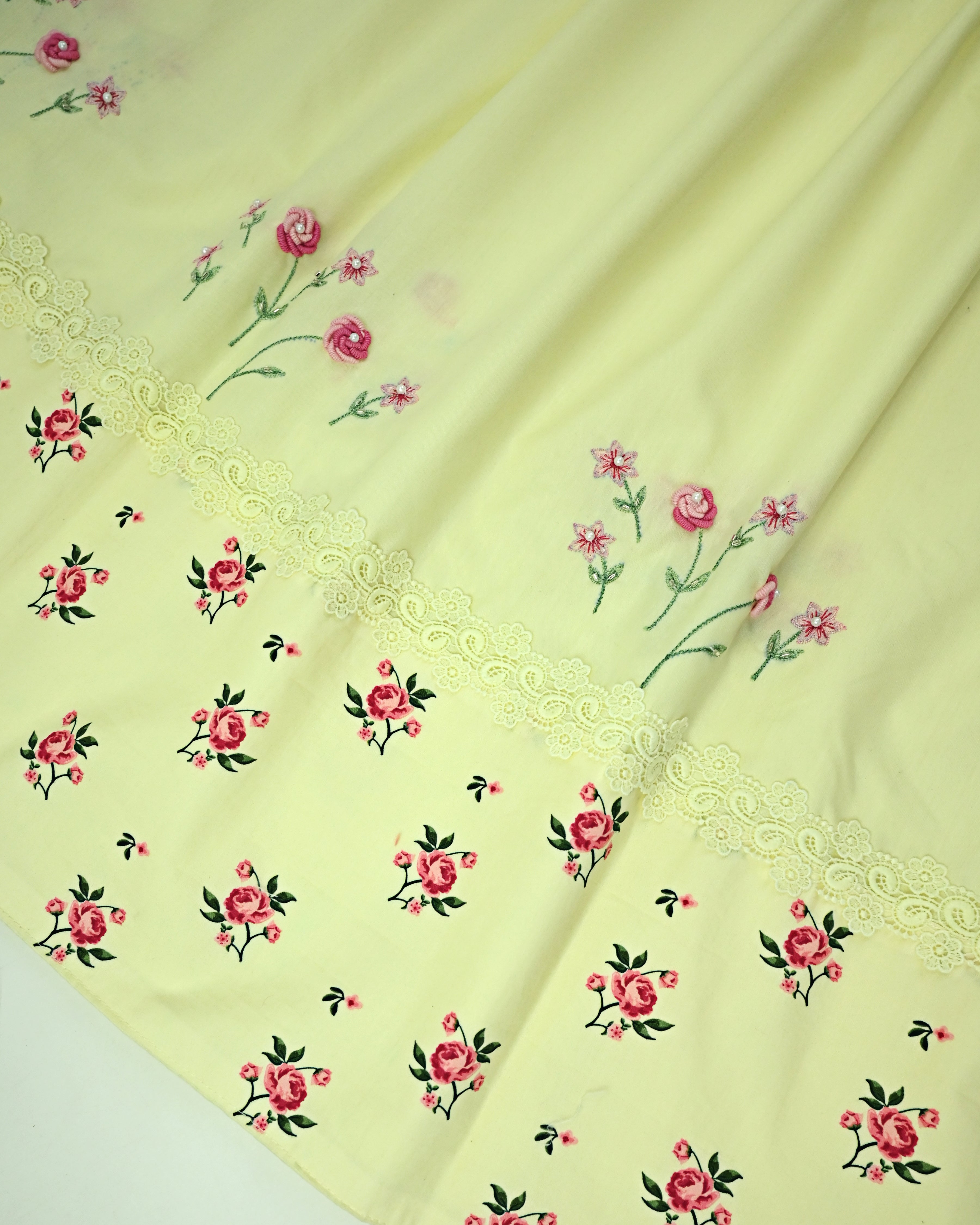 Pale Lime Green Rida With  Smart Rose Printed Panel & All Over Bullion Work