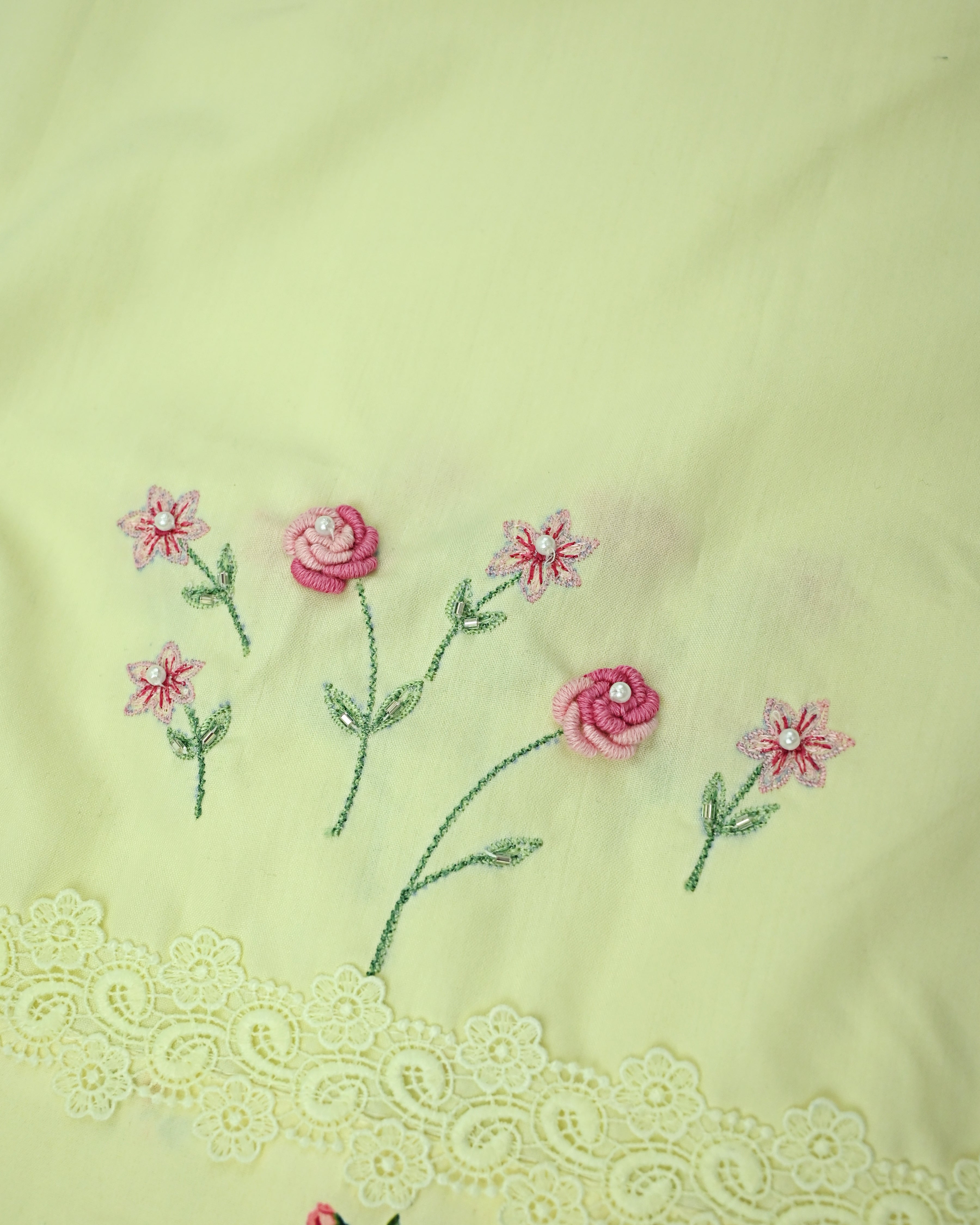 Pale Lime Green Rida With  Smart Rose Printed Panel & All Over Bullion Work