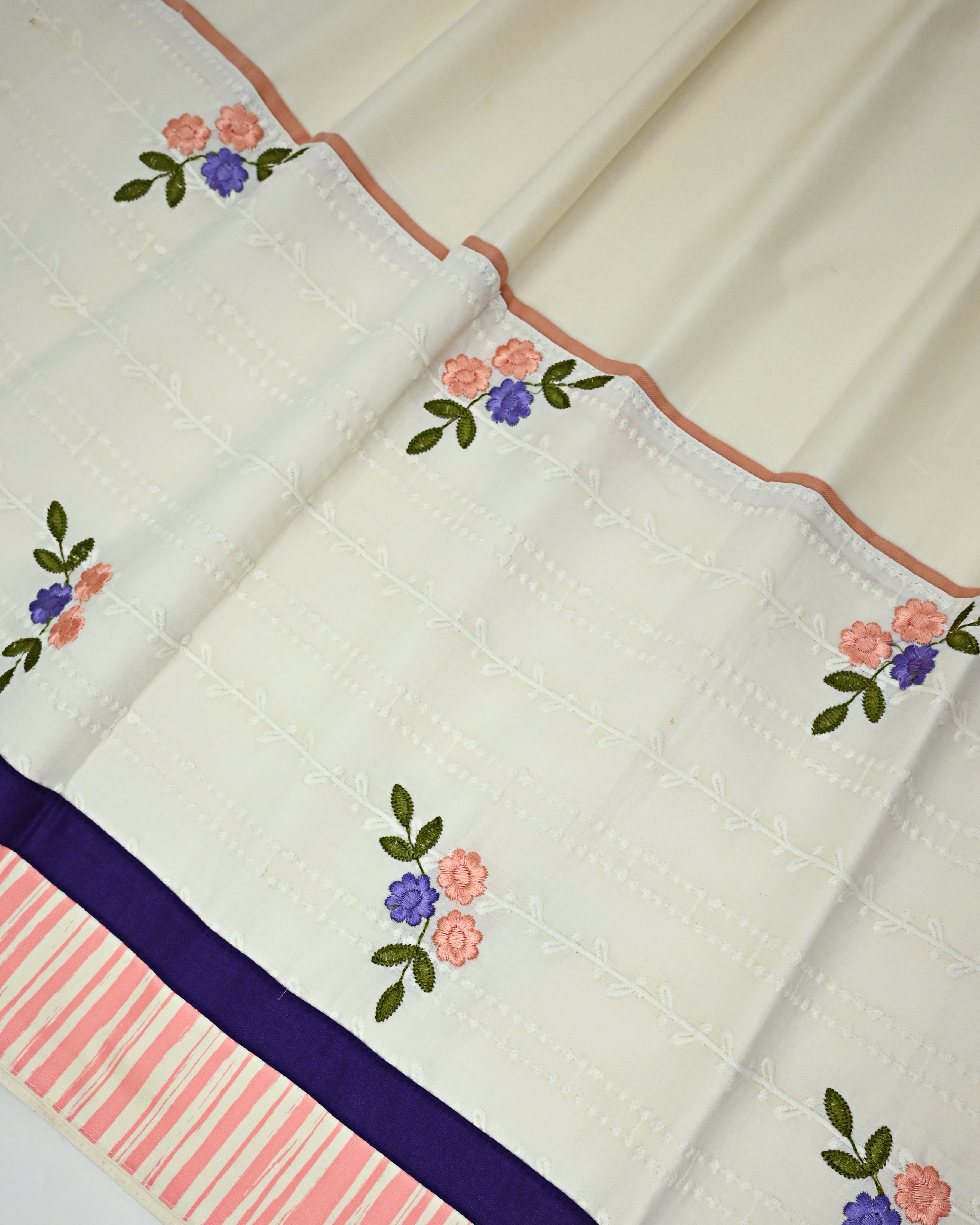 Ivory Rida With Smart Panel With Floral Booties & Smart Panel