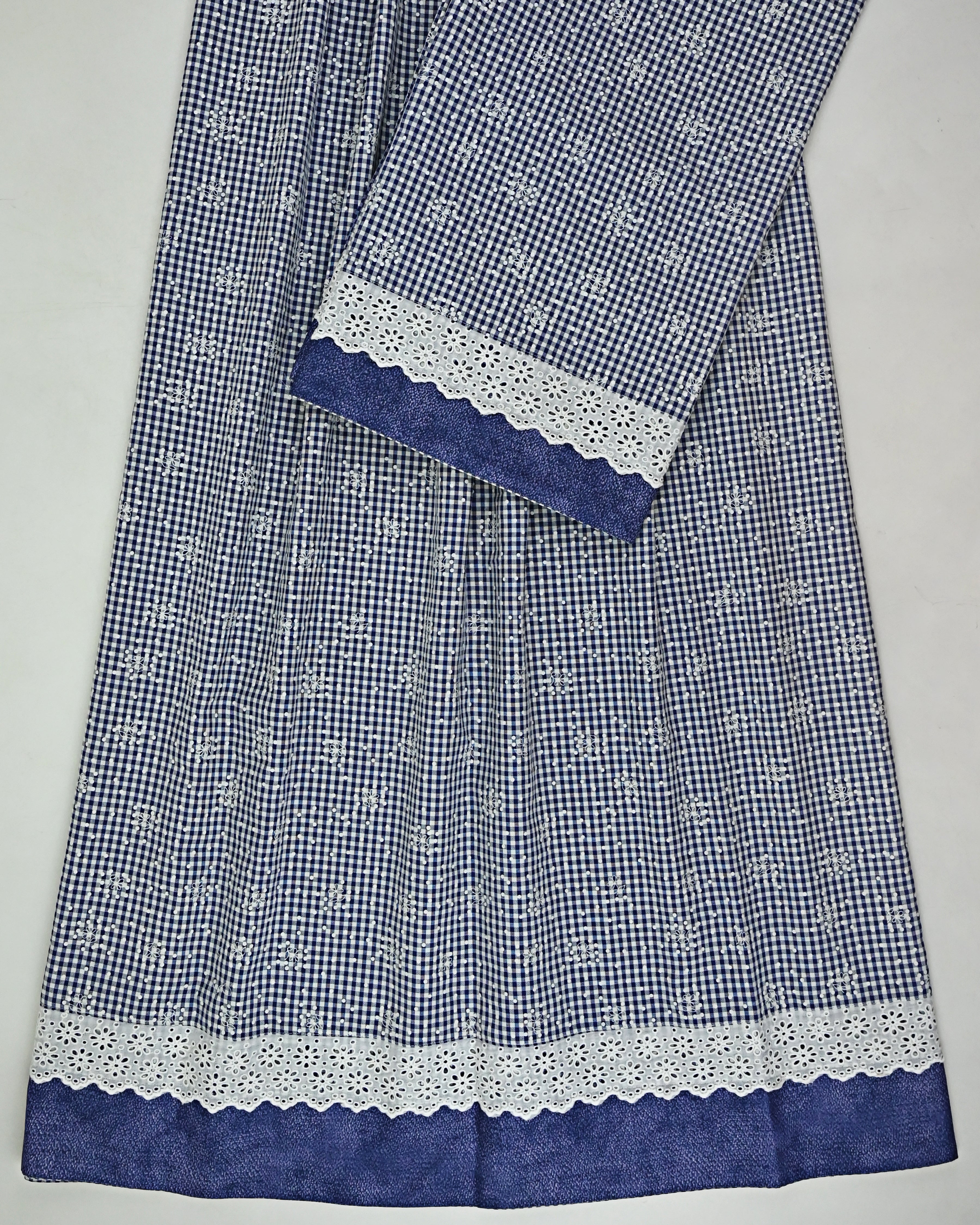 Navy Blue White Dots Checks Rida With Smart Lace & Dark Panel