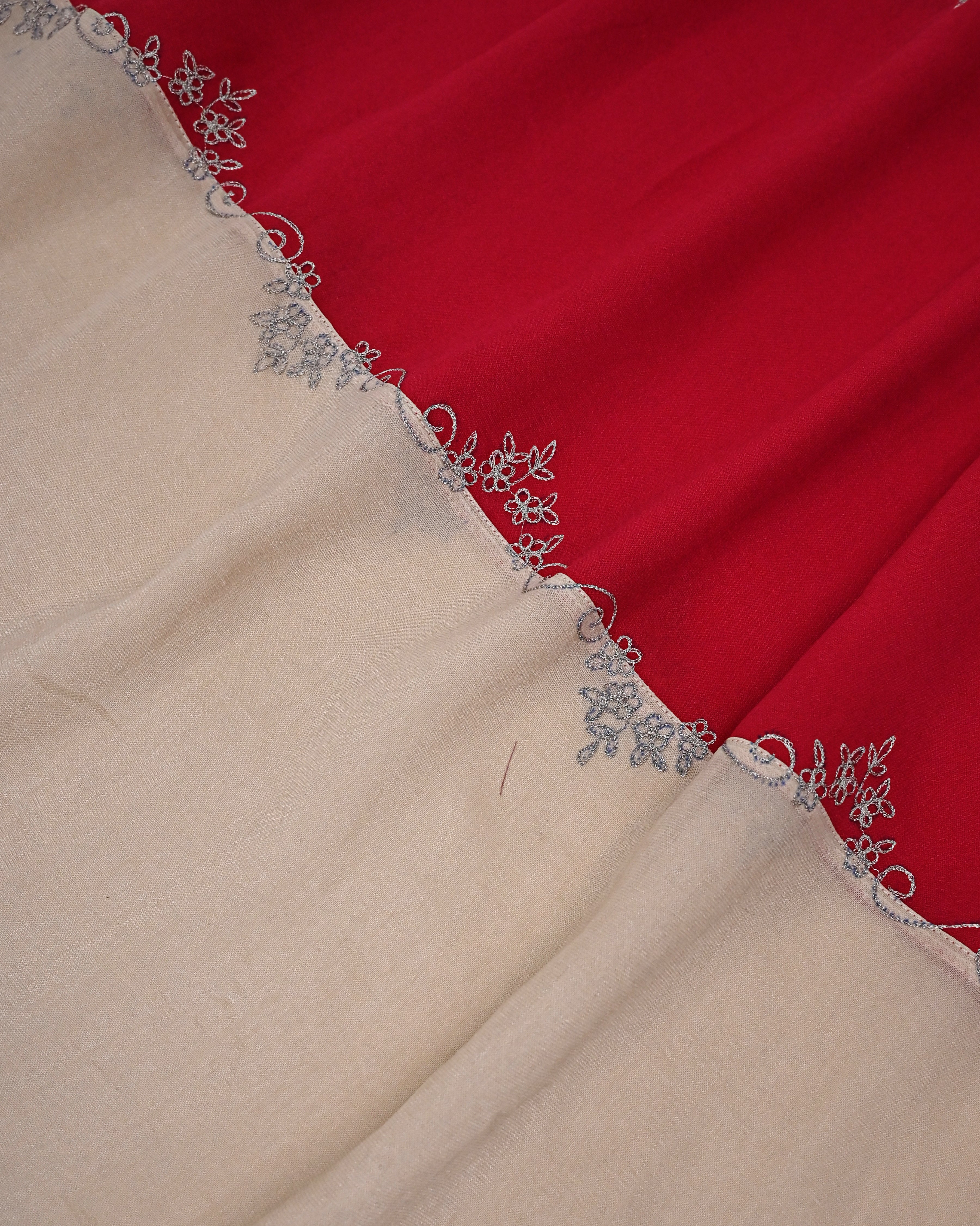 Cherry Red Beige 90 grm Silk Rida With Smart Panel & Floral Embroidery