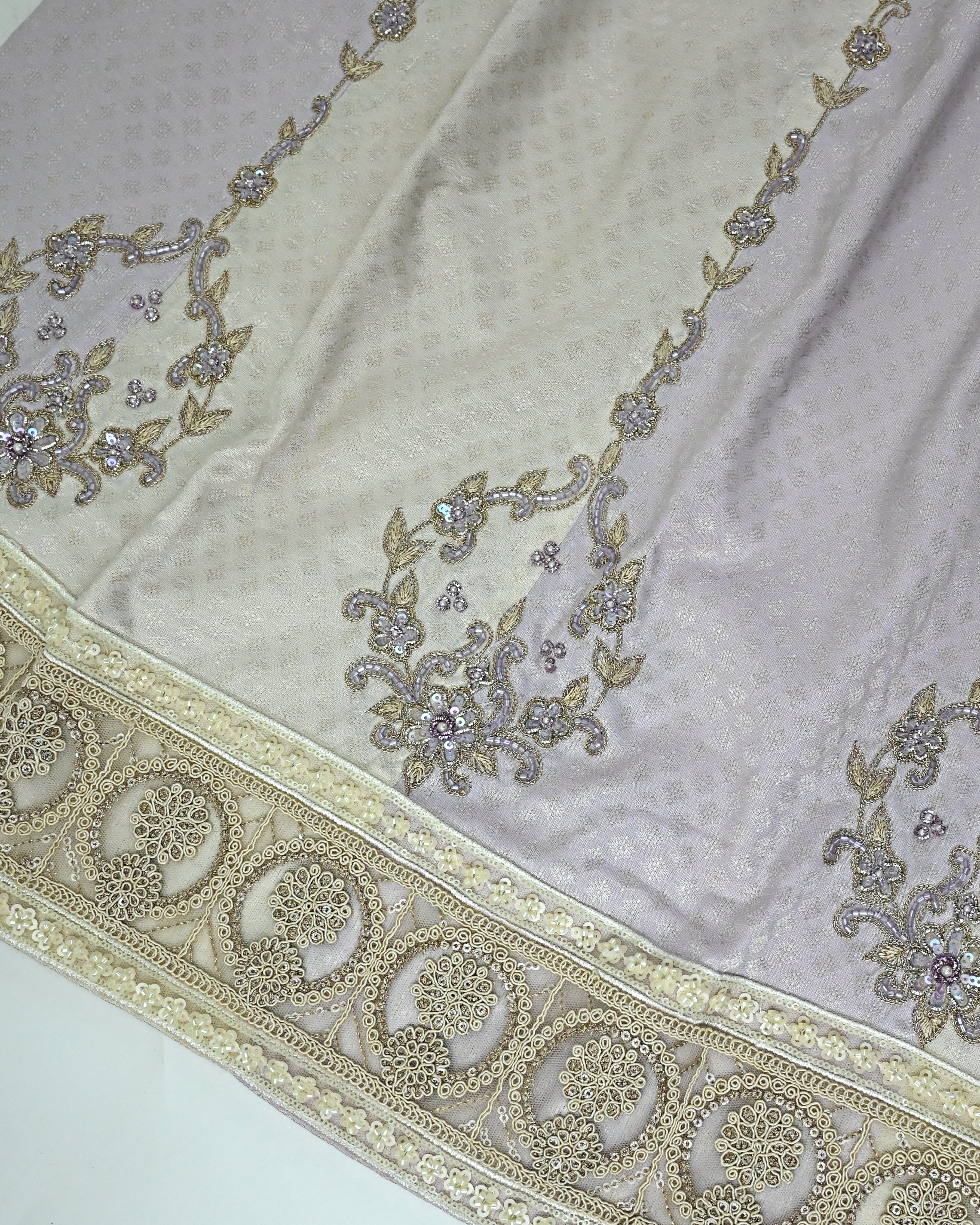 Champagne Ivory Rida With Heavy Golden Lace & Floral Aari Work