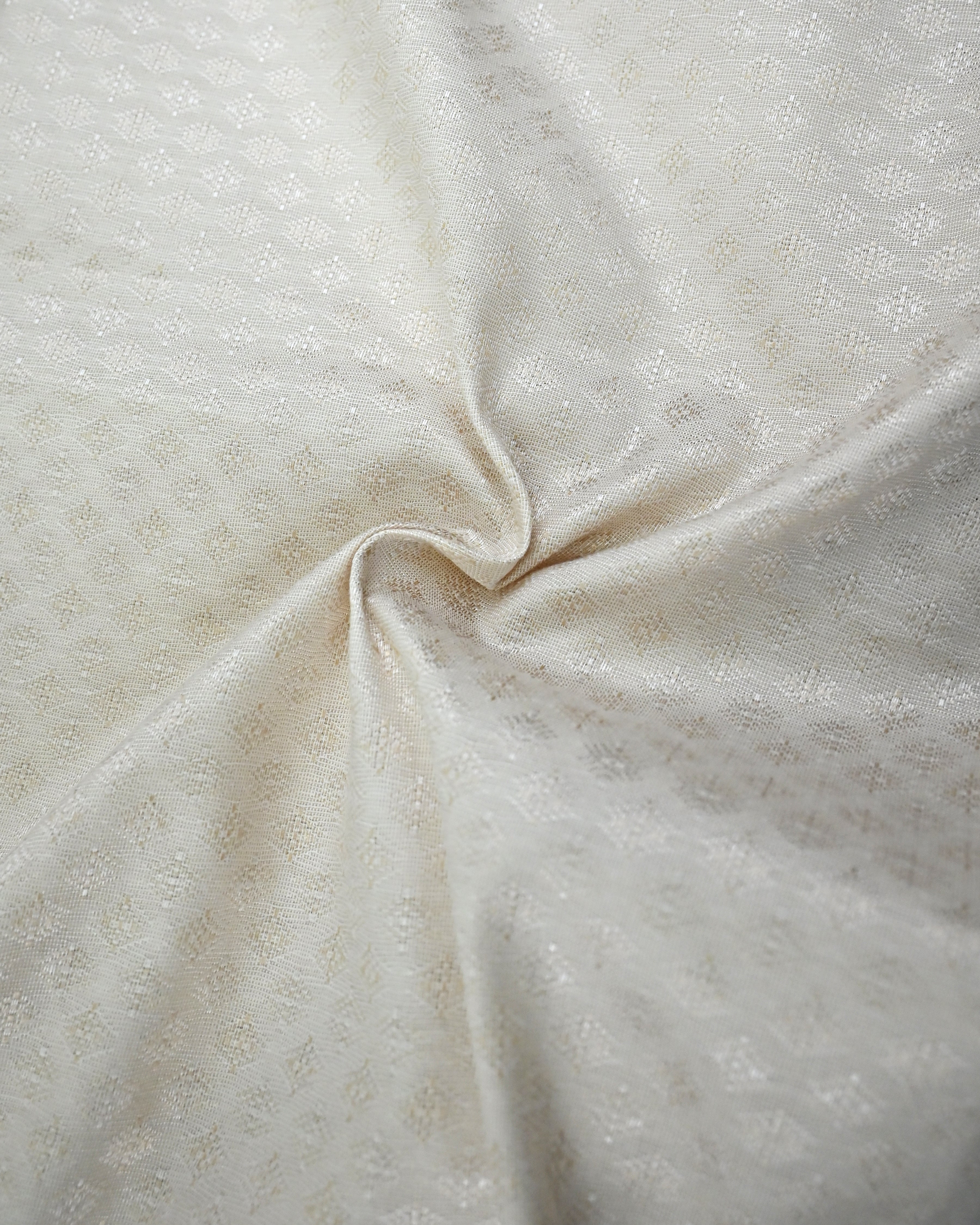 Champagne Ivory Rida With Heavy Golden Lace & Floral Aari Work