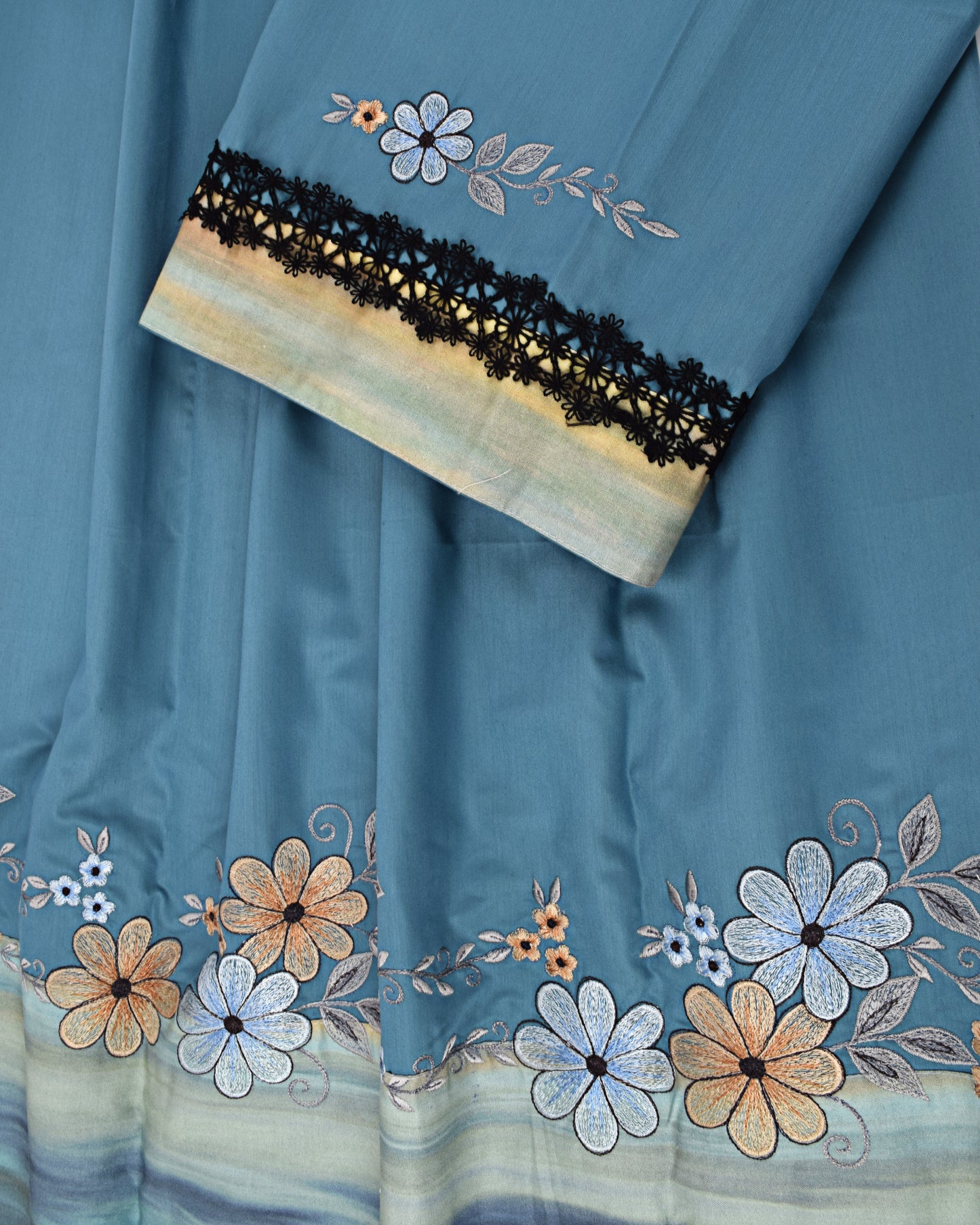 Sea Green Rida With Smart Sea Design Panel & Floral Embroidery Work