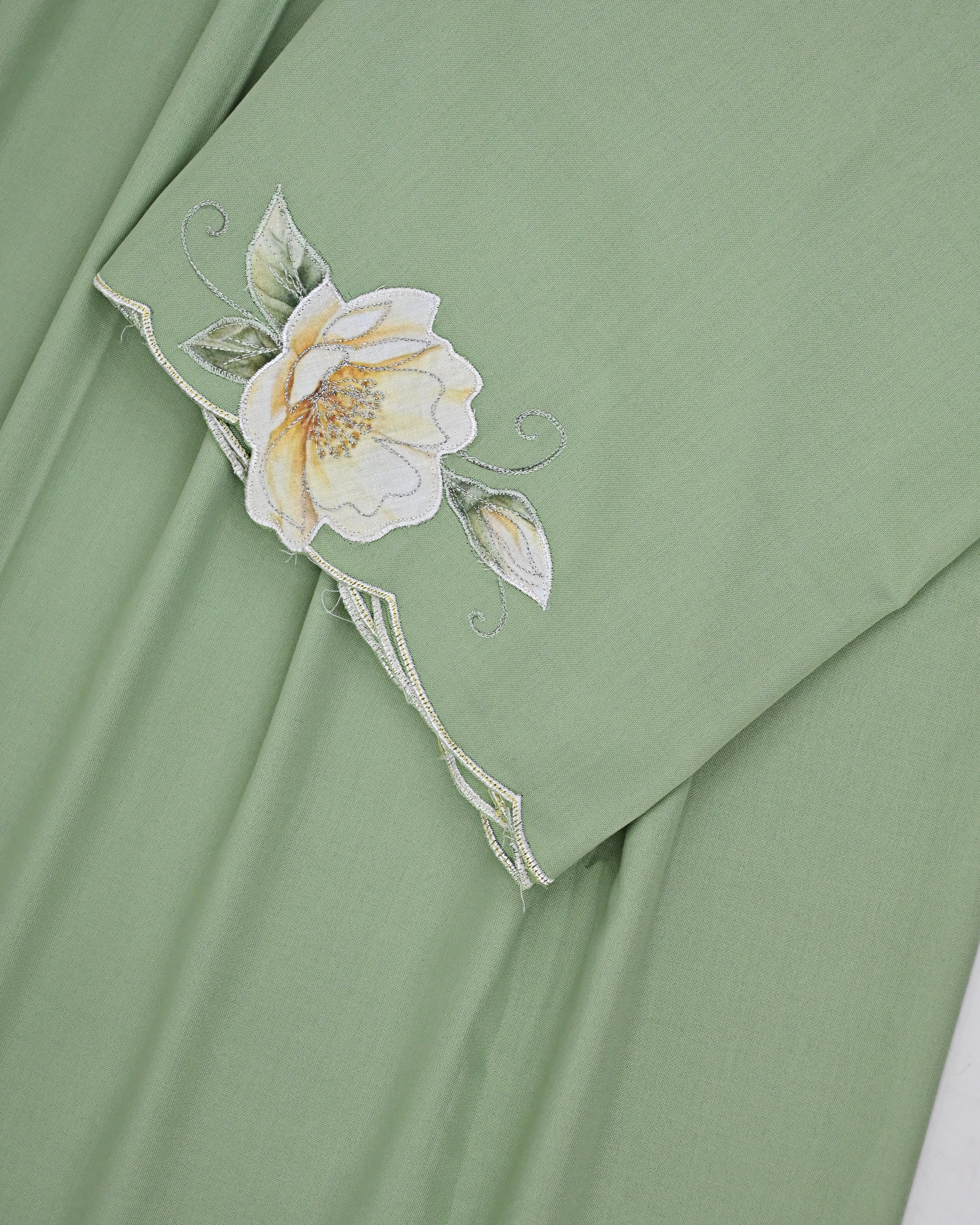 Sage Green Rida With Yellow Shaded Appllique Border & Embroidery Work