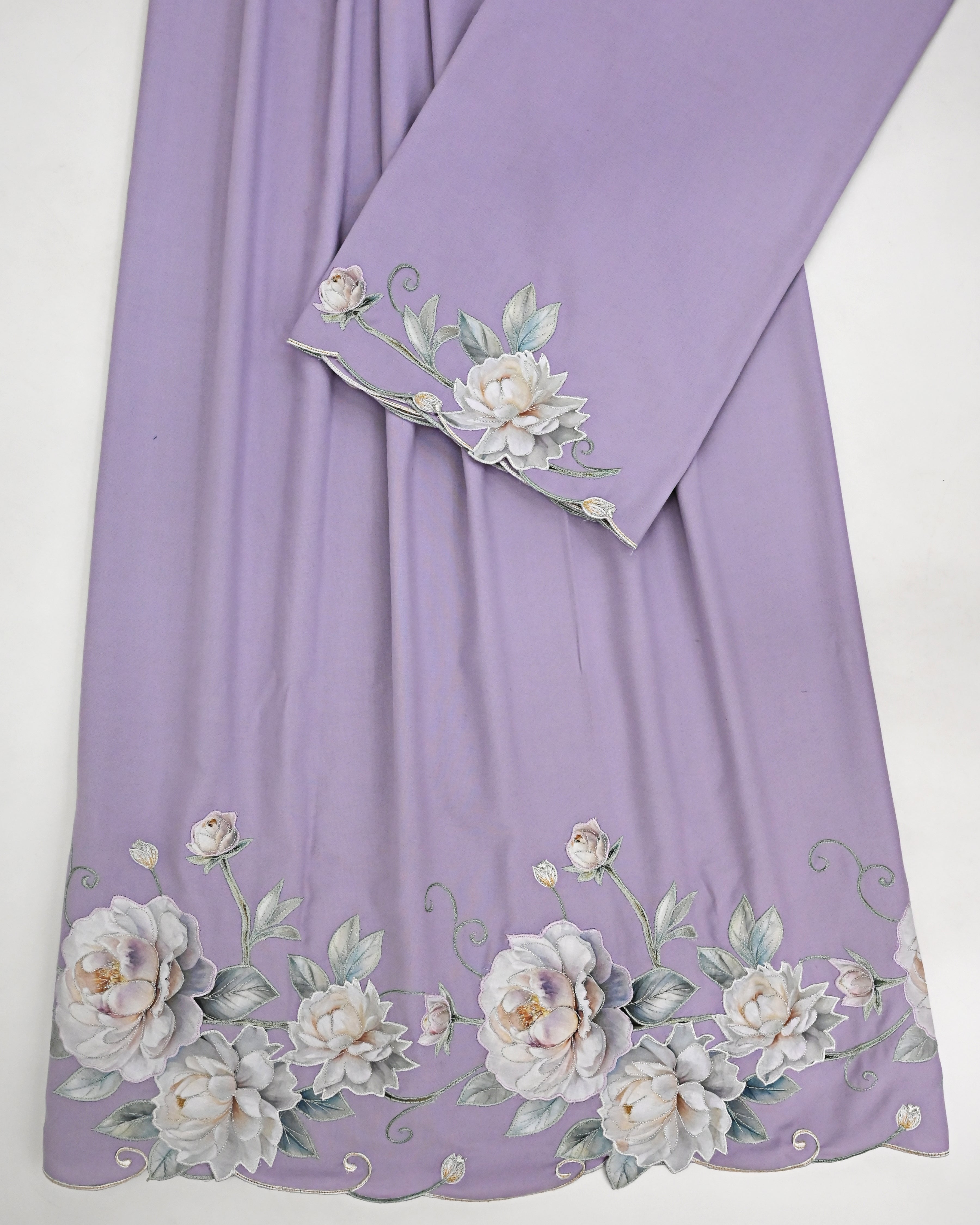 African Voilet Rida With Shaded Applique Floral Border & Embroidery Work