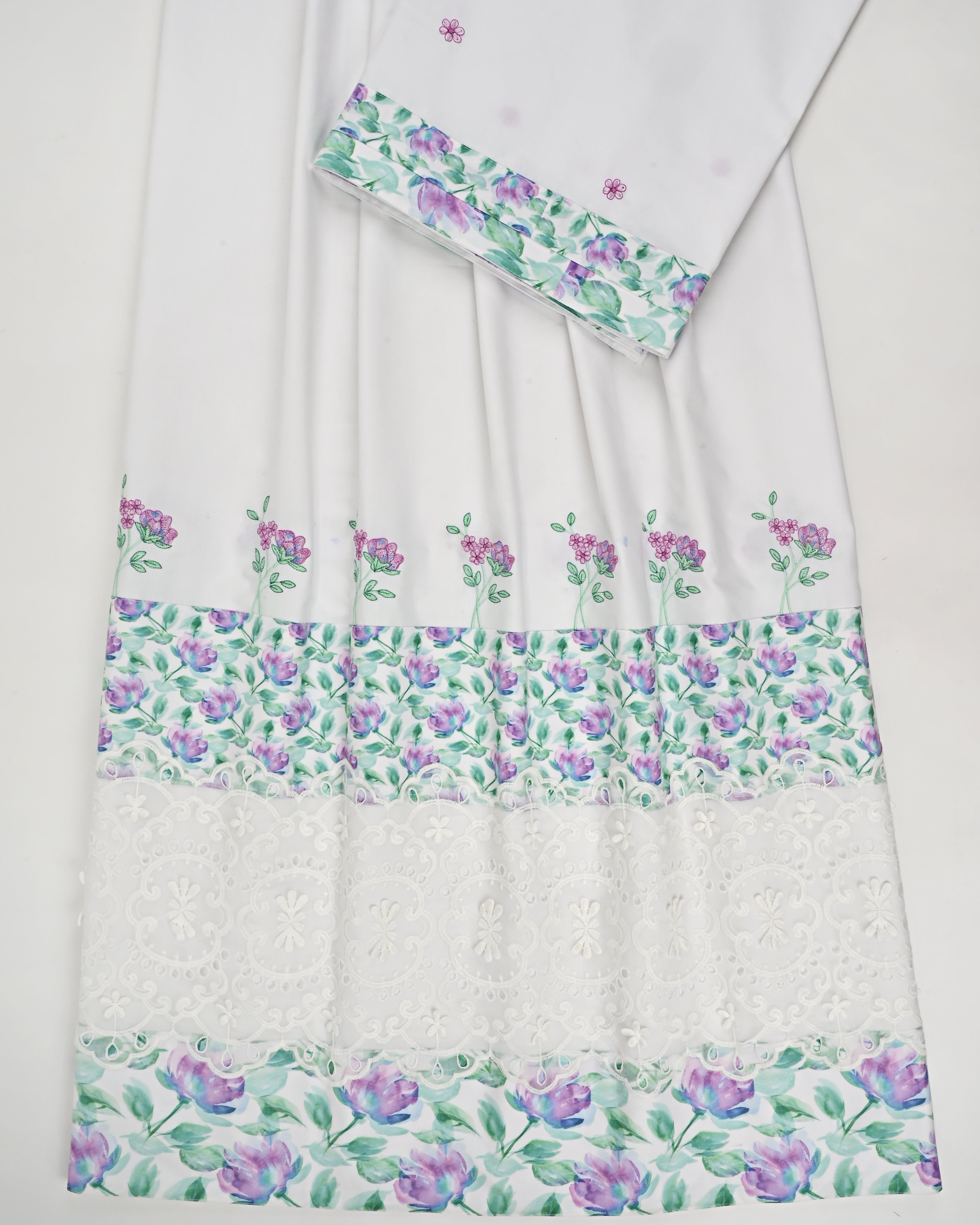 White Rida With With Smart Lace Floral Panel & Floral Embroidery Border