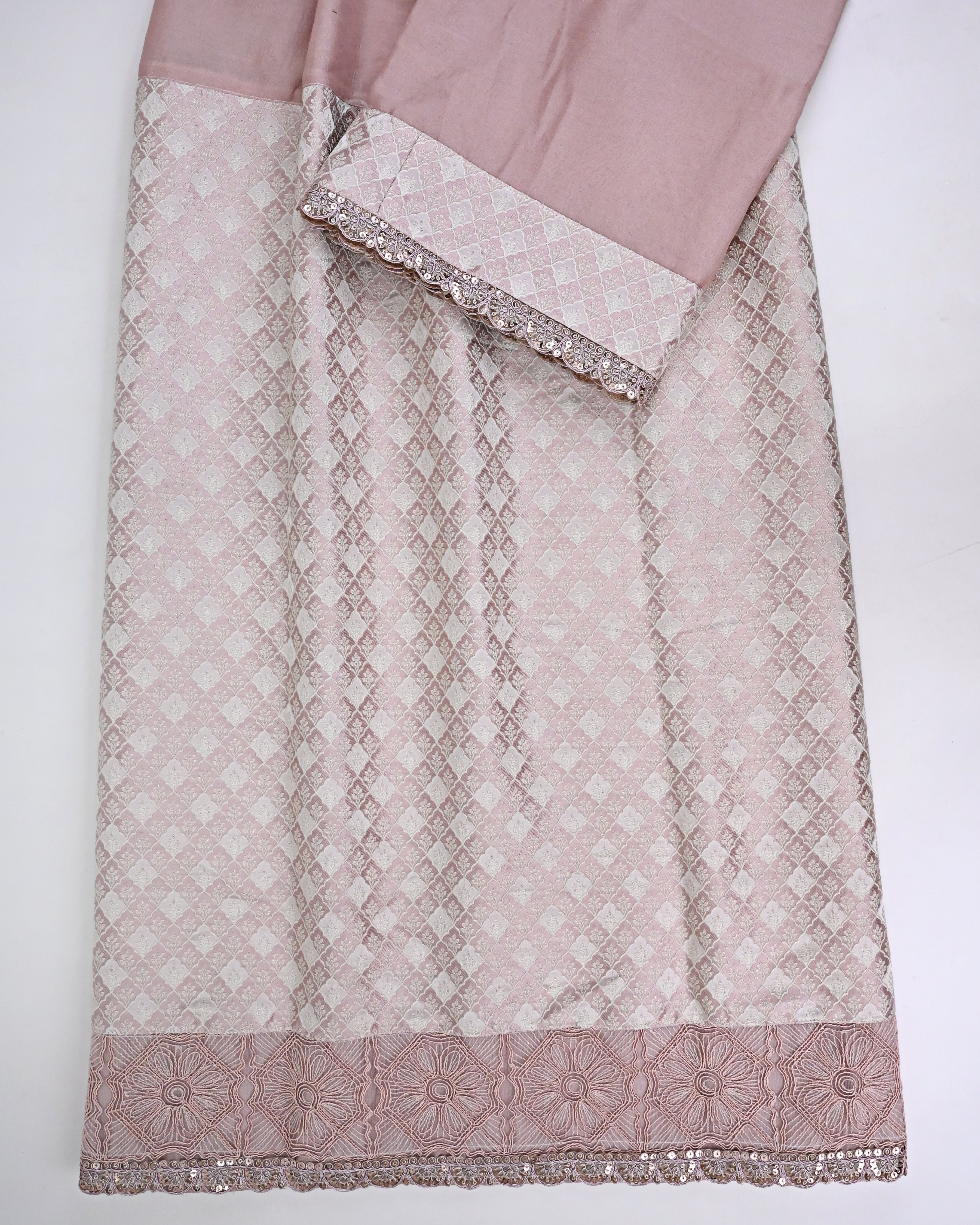 Rose Gold Rida With Smart Heavy Look High Panel & Smart Floral Lace-2800/-