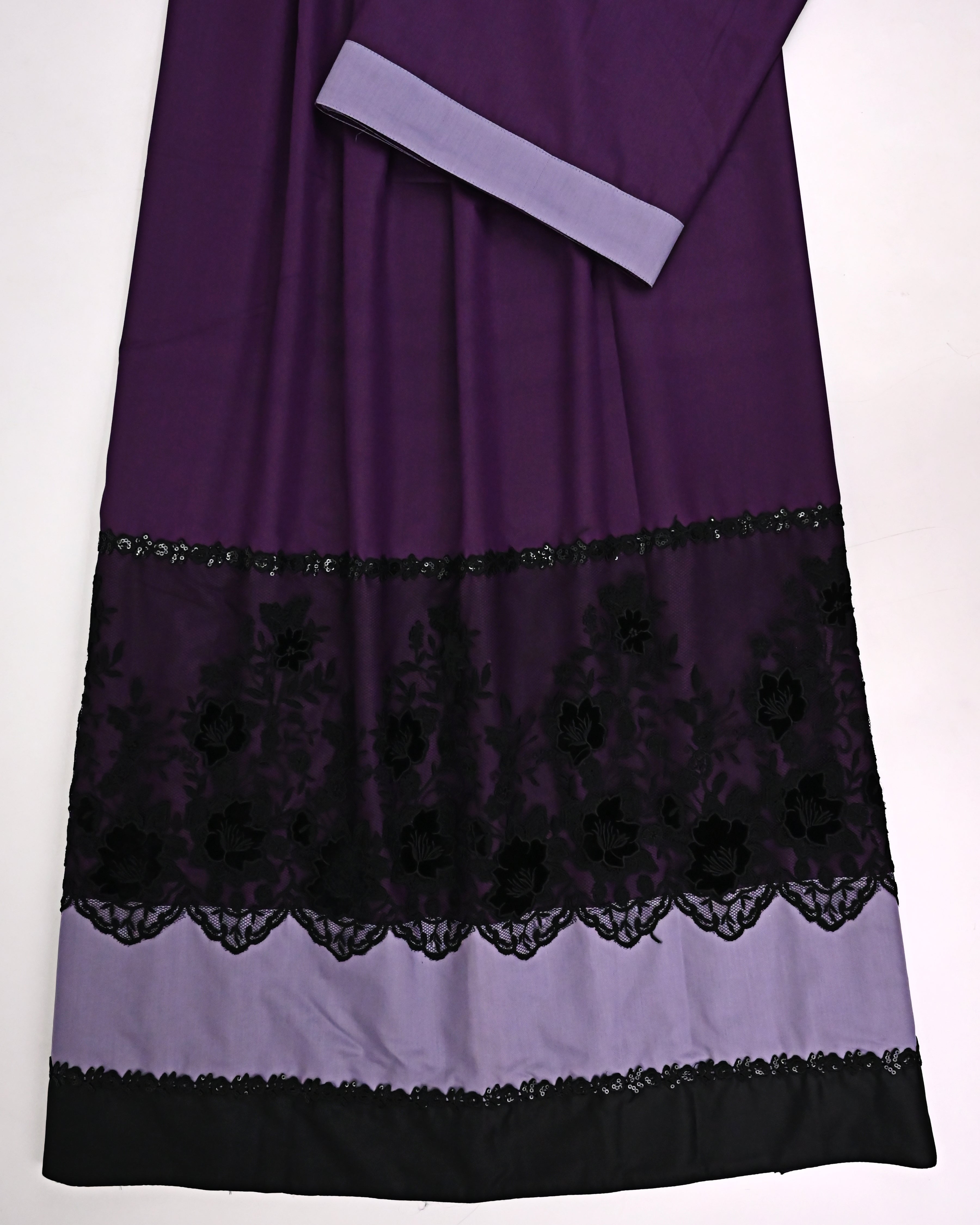 Deep Violet Rida With Smart Black Floral Shining Lace & Smart Panel-2150/-