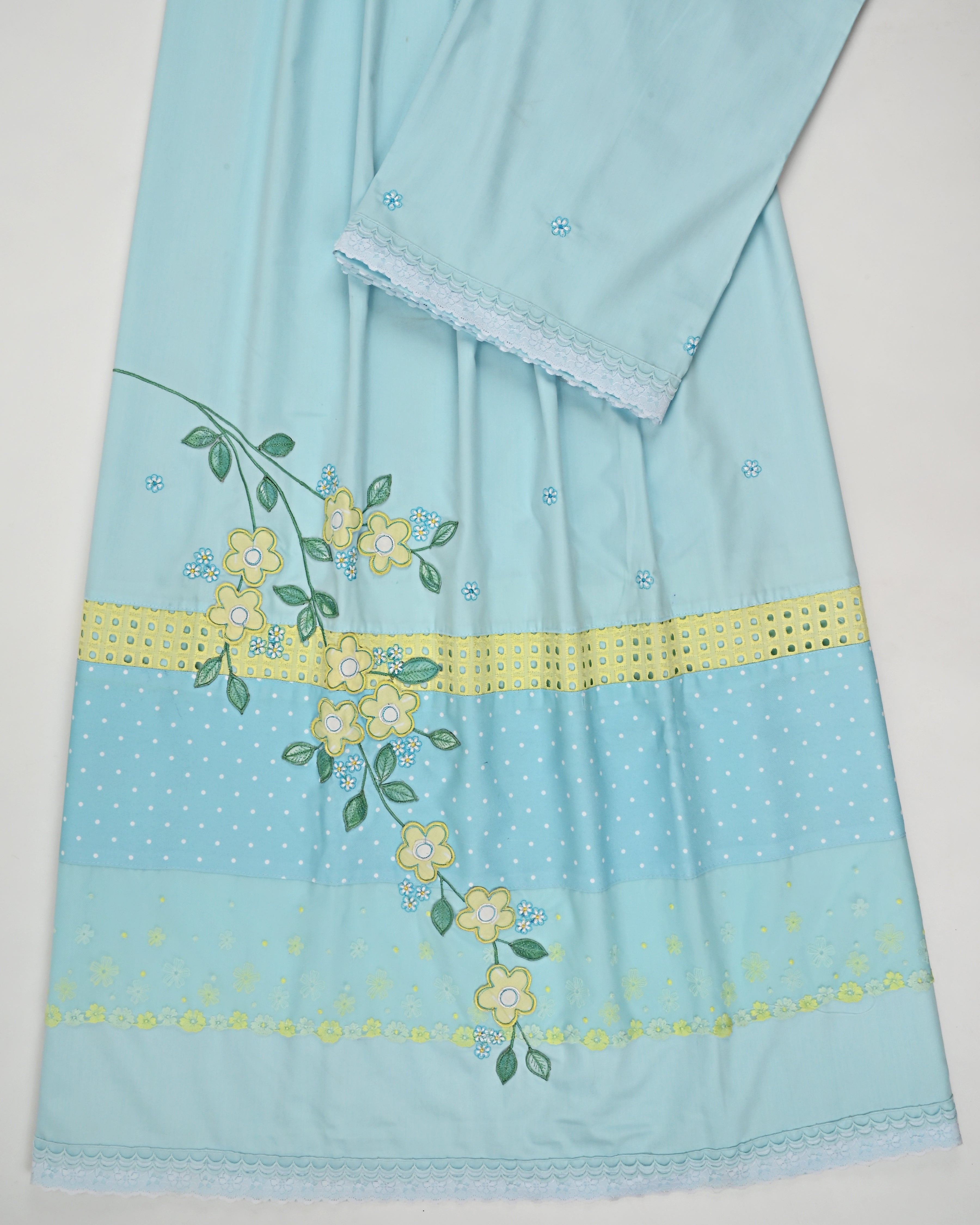 Baby Blue Rida With Smart Floral Embroidery Work & Smart Panel