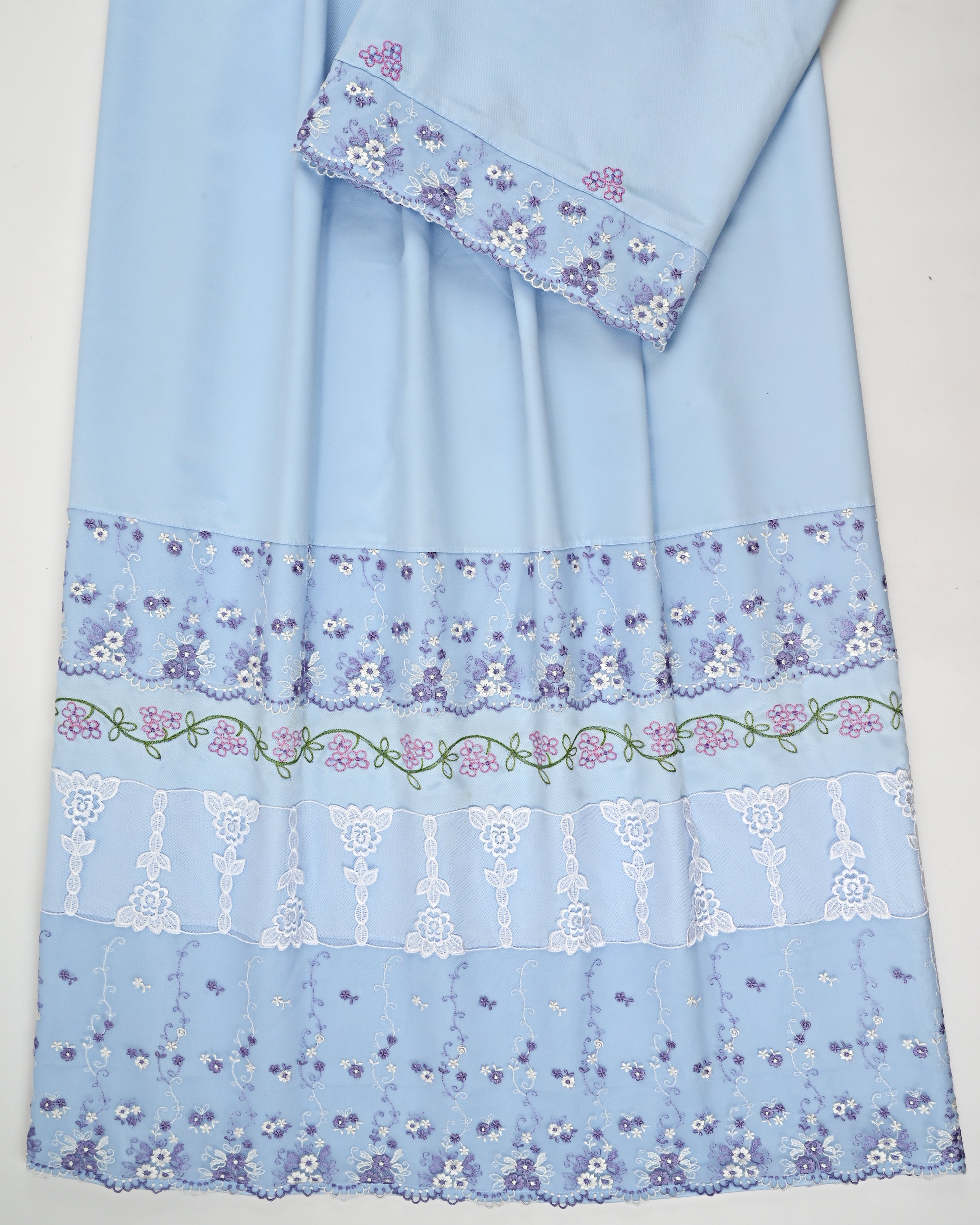 Light Blue Rida With Smart Floral Lace & Smart Floral Embroidery Border