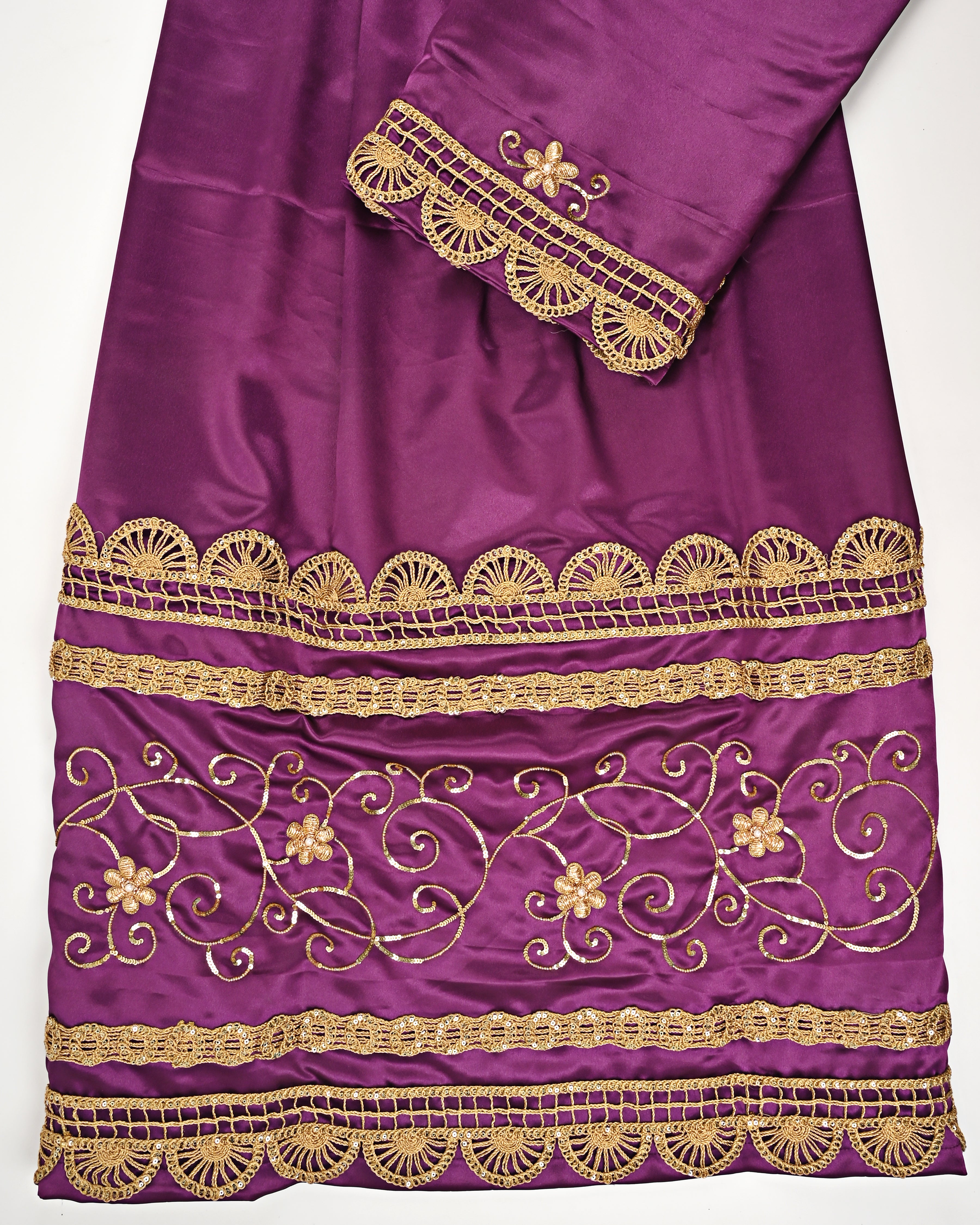 Brinjal Purple Rida With Heavy Golden Lace & Heavy Aari Work