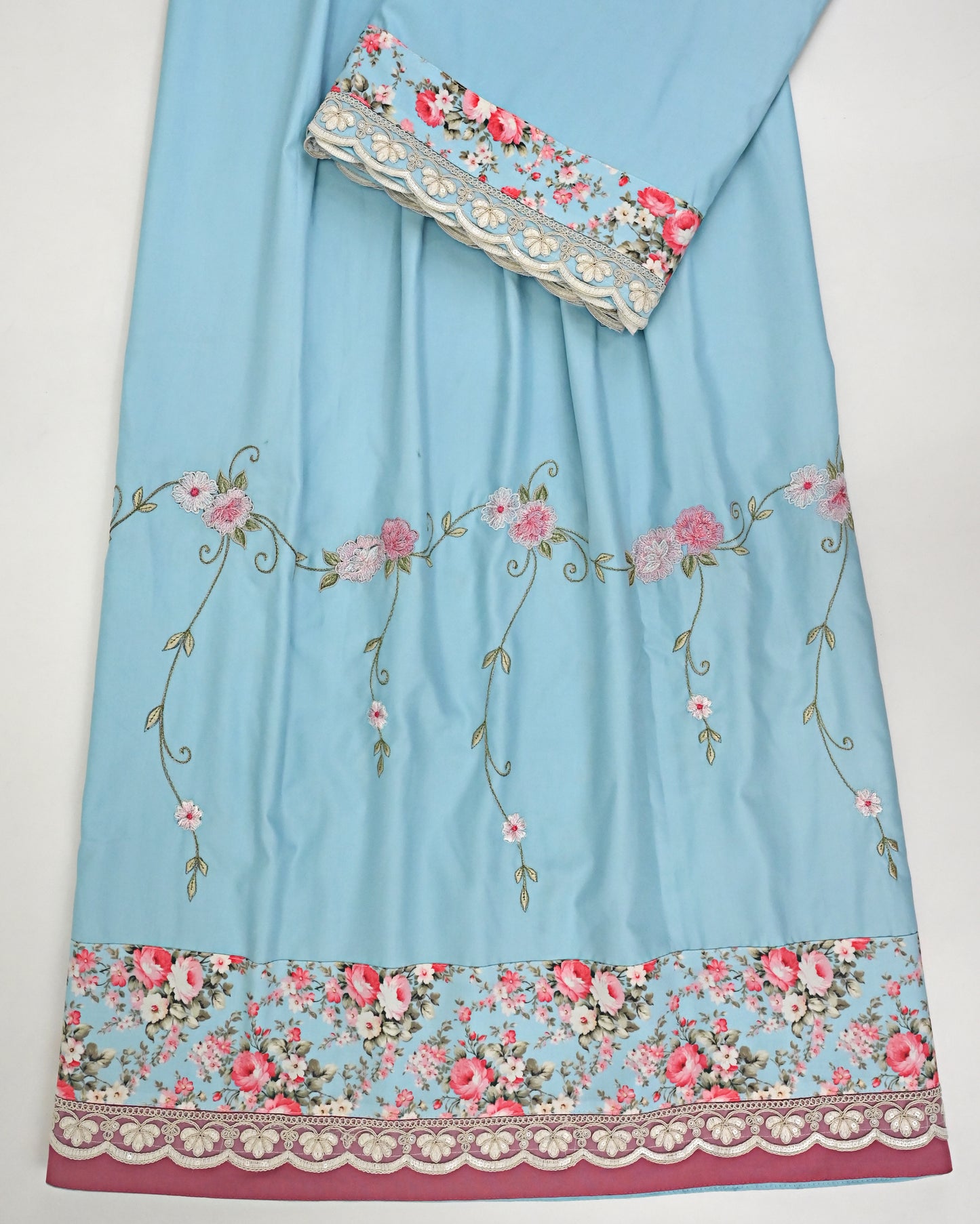 Sky Blue Rida With Smart Floral Panel & Floral Embroidery Border Work