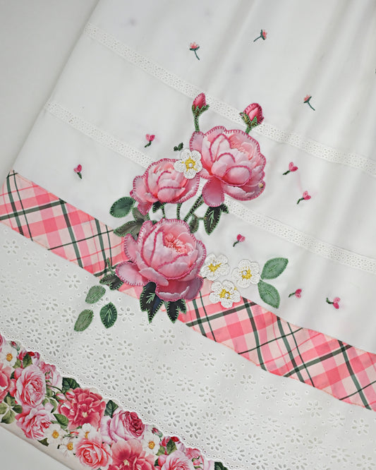 White Rida With Smart Floral Panel Smart White Lace & Floral Applique Work