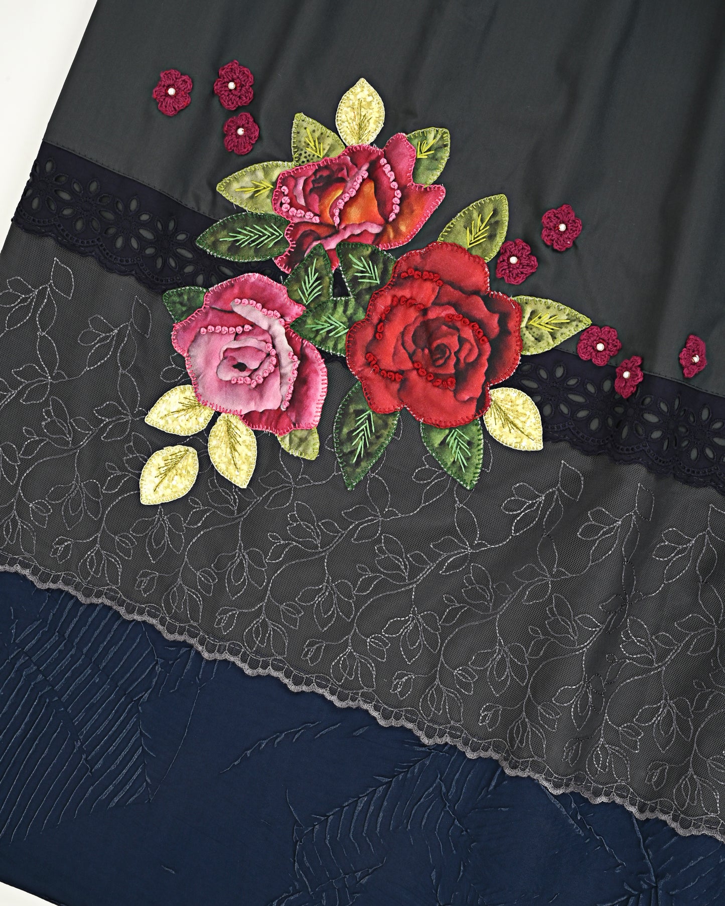 Dark Grey Rida With Smart Dark Lacing & Smart Floral Patch