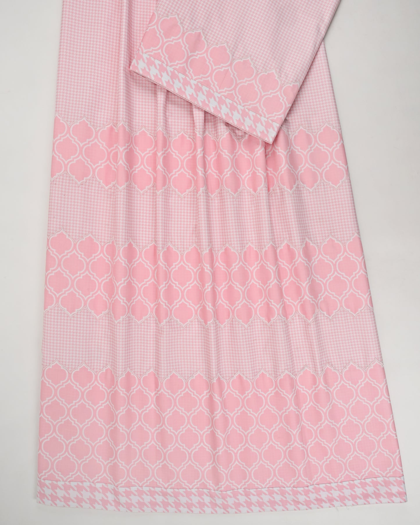 Baby Pink White Printed Rida With Smart Honeycomb Pattern & Embroidery