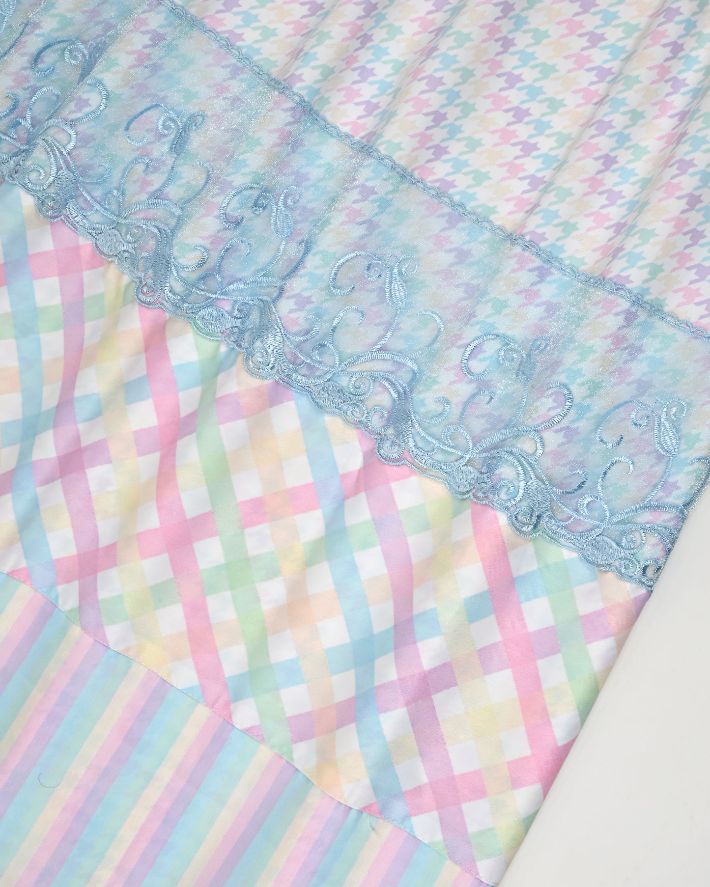 Multi Color Print Rida With Smart Multi Checks Stripes Panel & Smart Lace