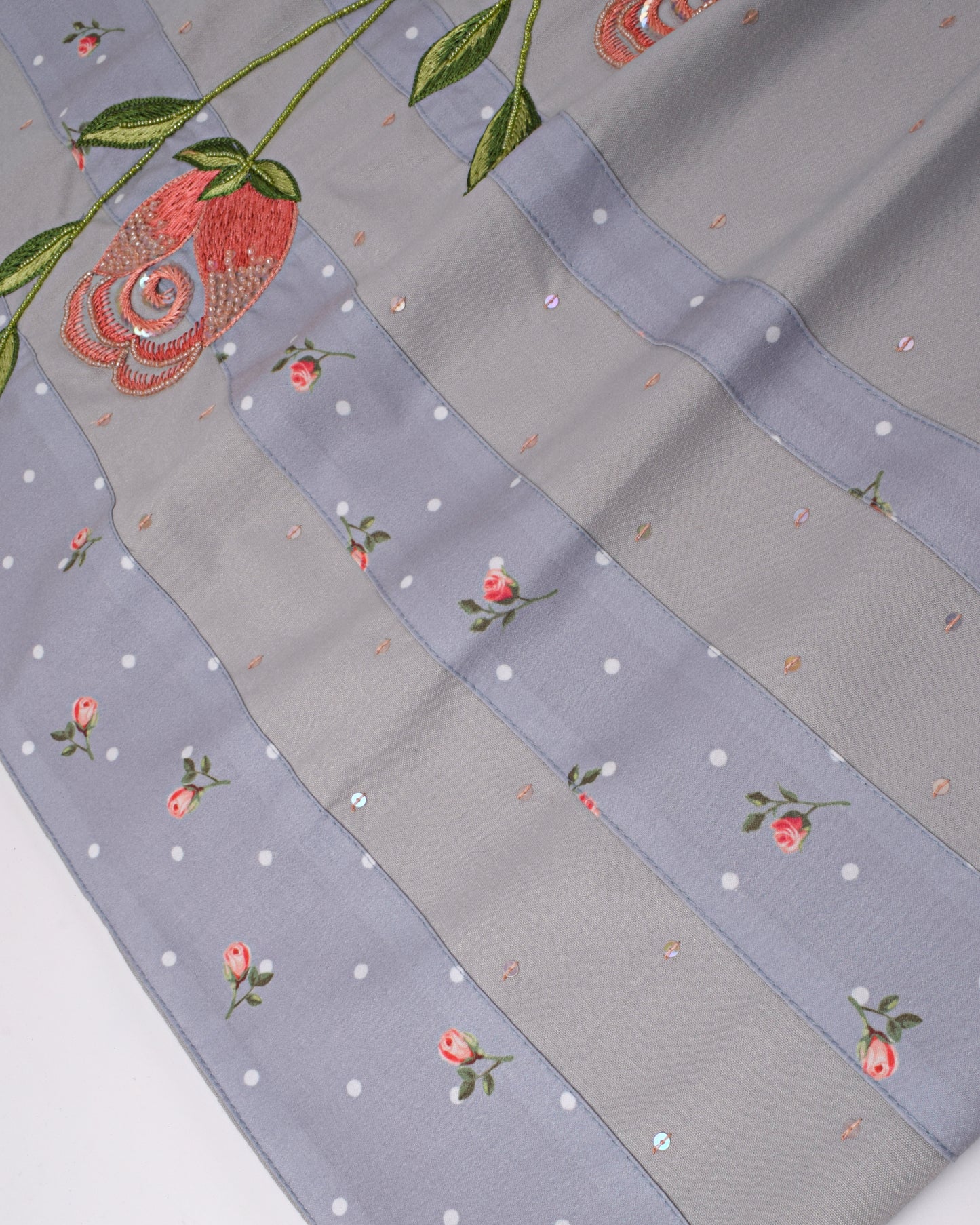 Light Grey Rida With Smart Floral Aari Work