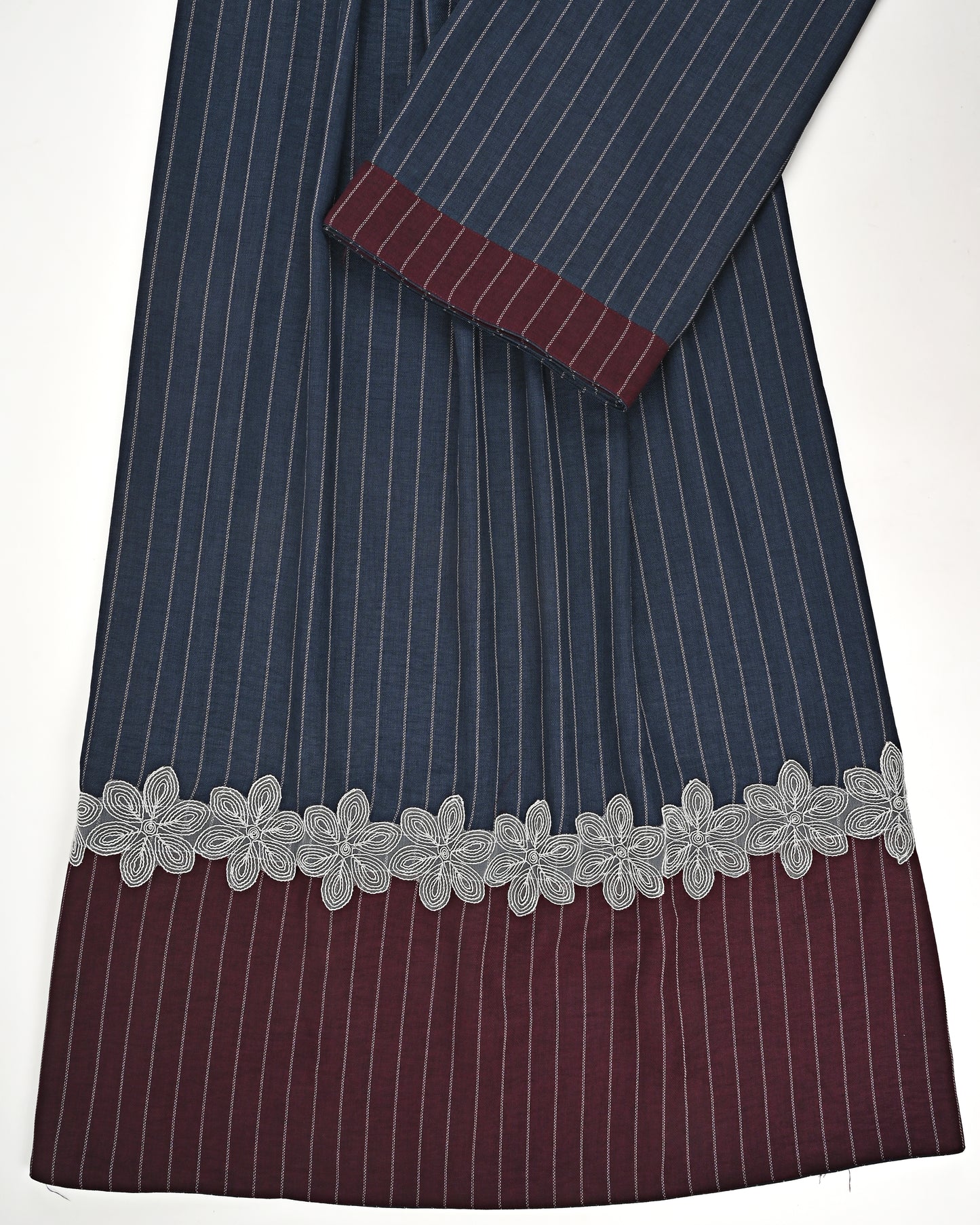 Denim White Lining Rida With Smart Wine Panel & Smart Floral Lace