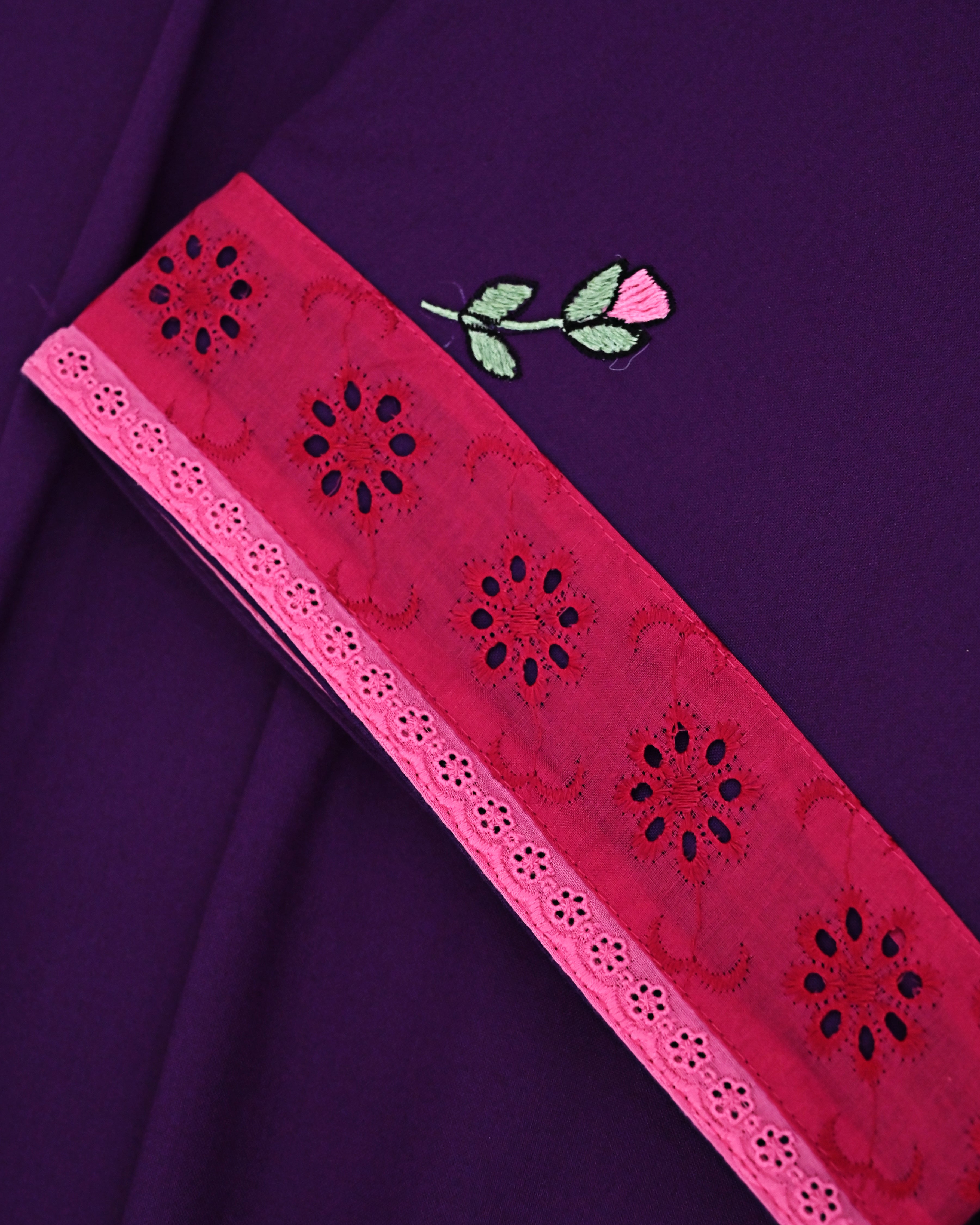 Indigo Purple Rida With Smart Black Lacing Rani Hakoba Lace & All Over Floral Work