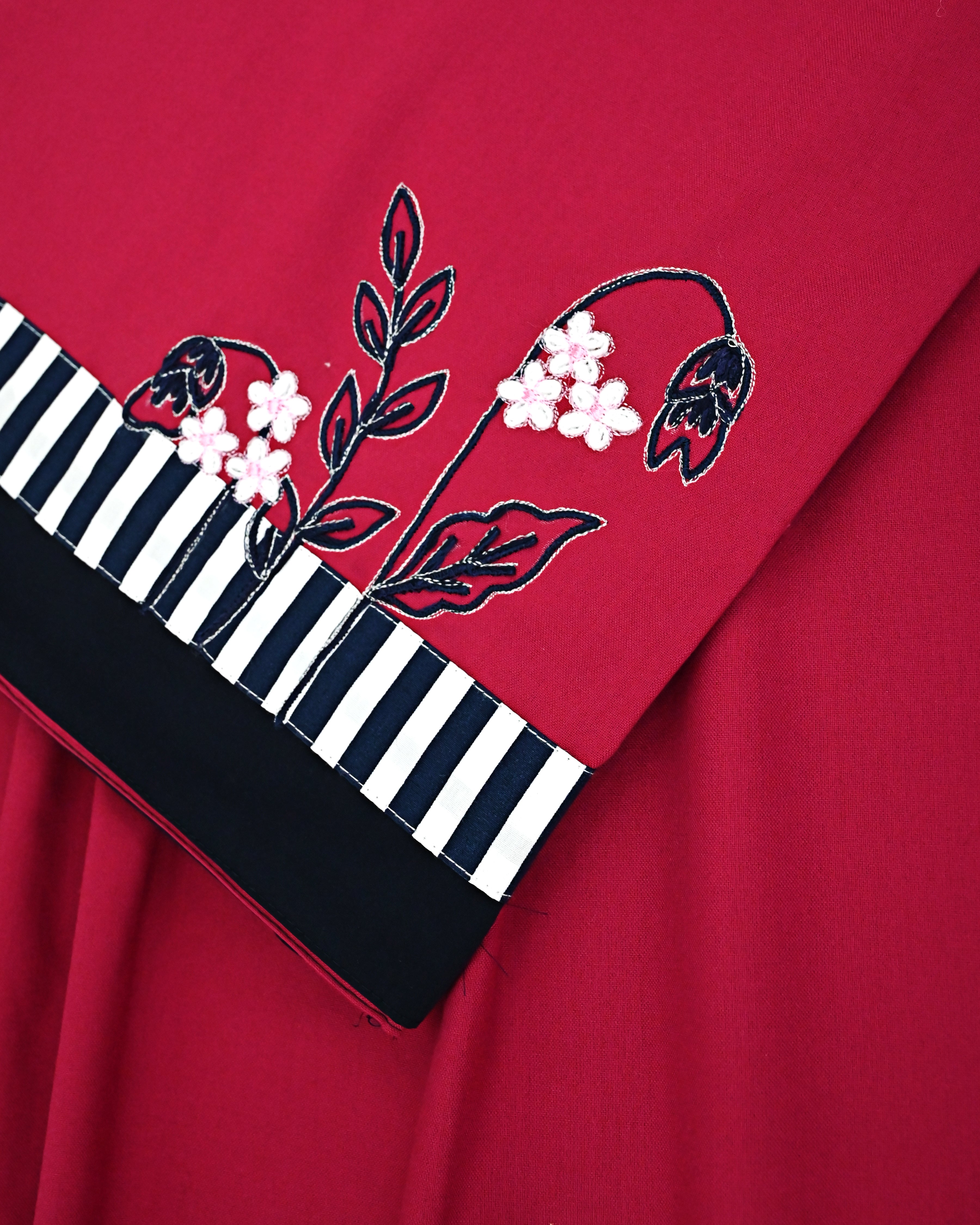 Magenta Pink Rida With Smart Floral Work Navy Blue Lace & Smart Stripes Plain Panel