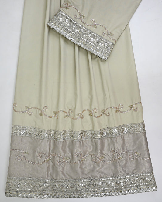 Light Beige Rida With Heavy Look Golden Lace & Aari Work All Over Border On Panel