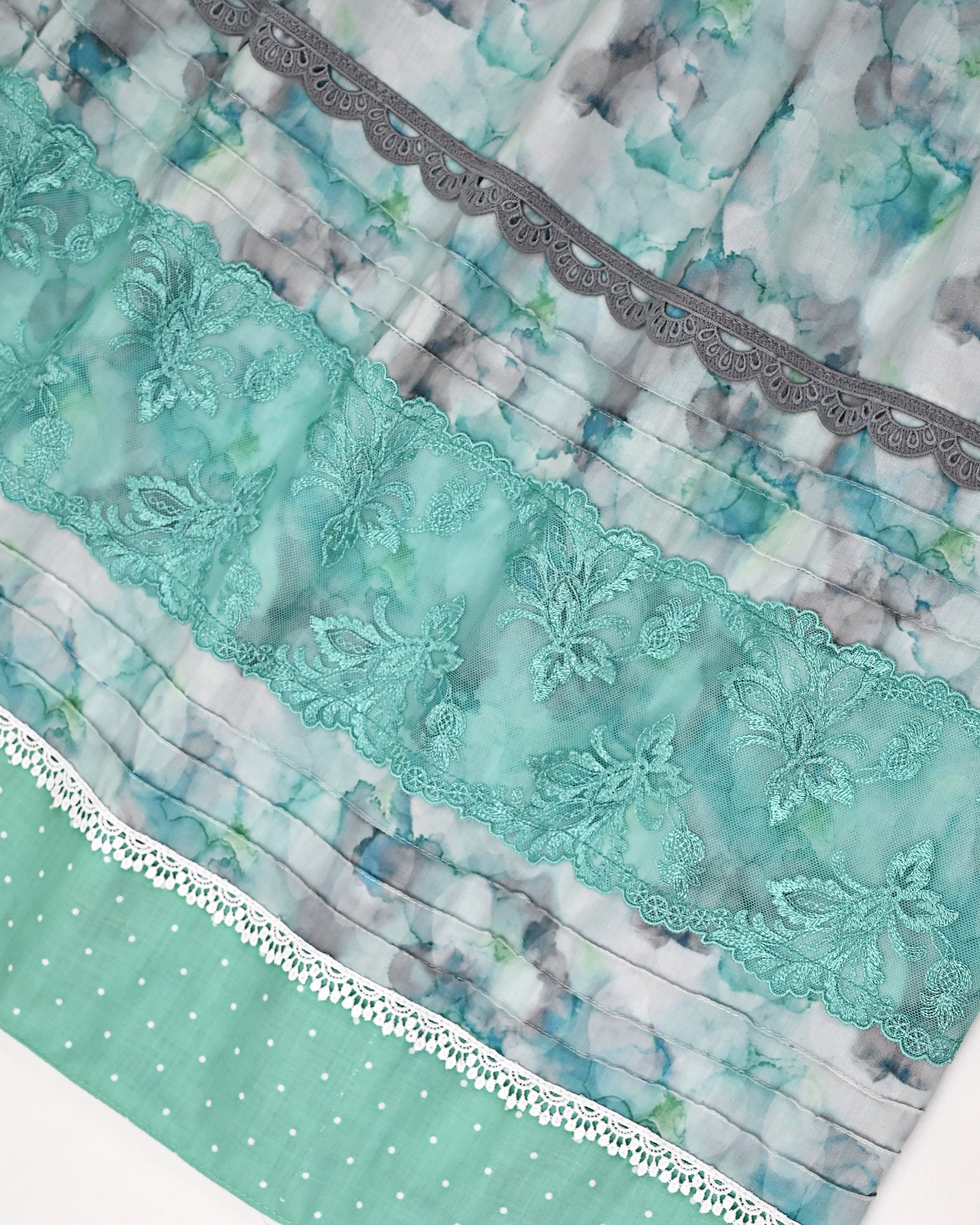 Green Marble Print Jodi With Smart Lace & Pintex With Smart Plain Green Dupatta