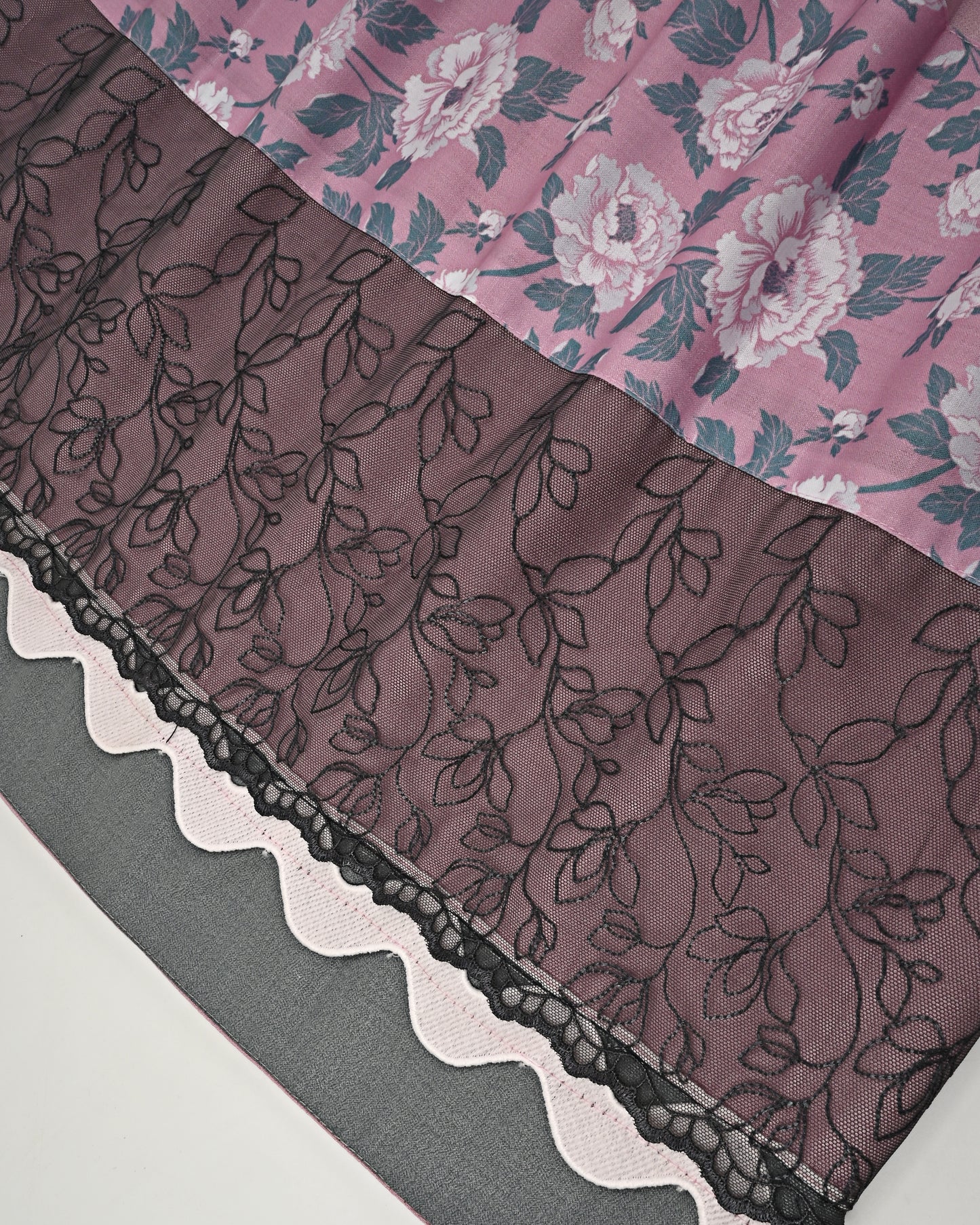 Rose Gold Rida With Smart Floral Panel & Smart Lace