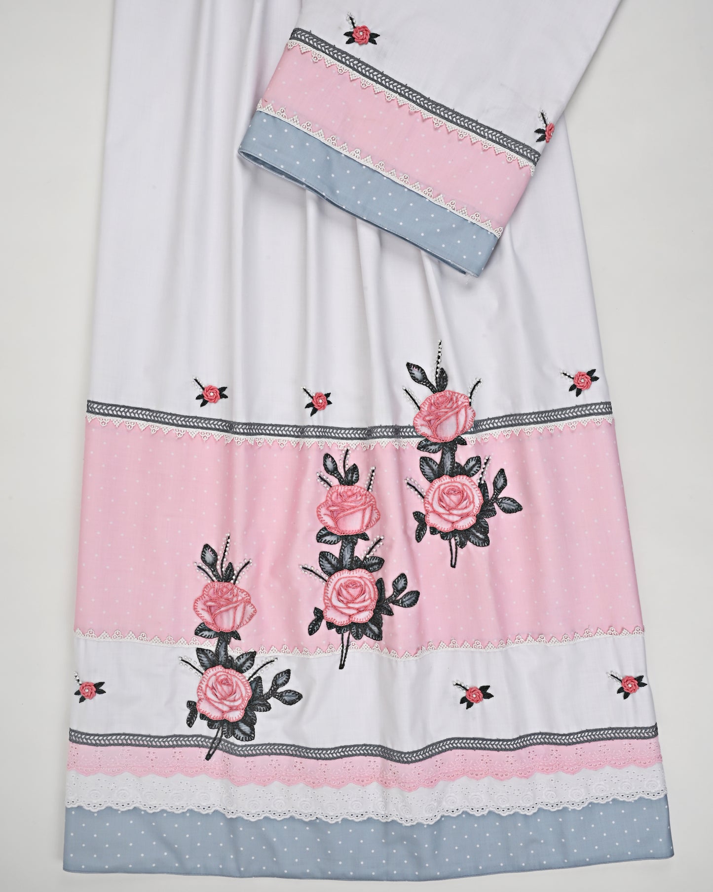 White Rida With Baby Pink Panel Smart Lace & Floral Applique Work