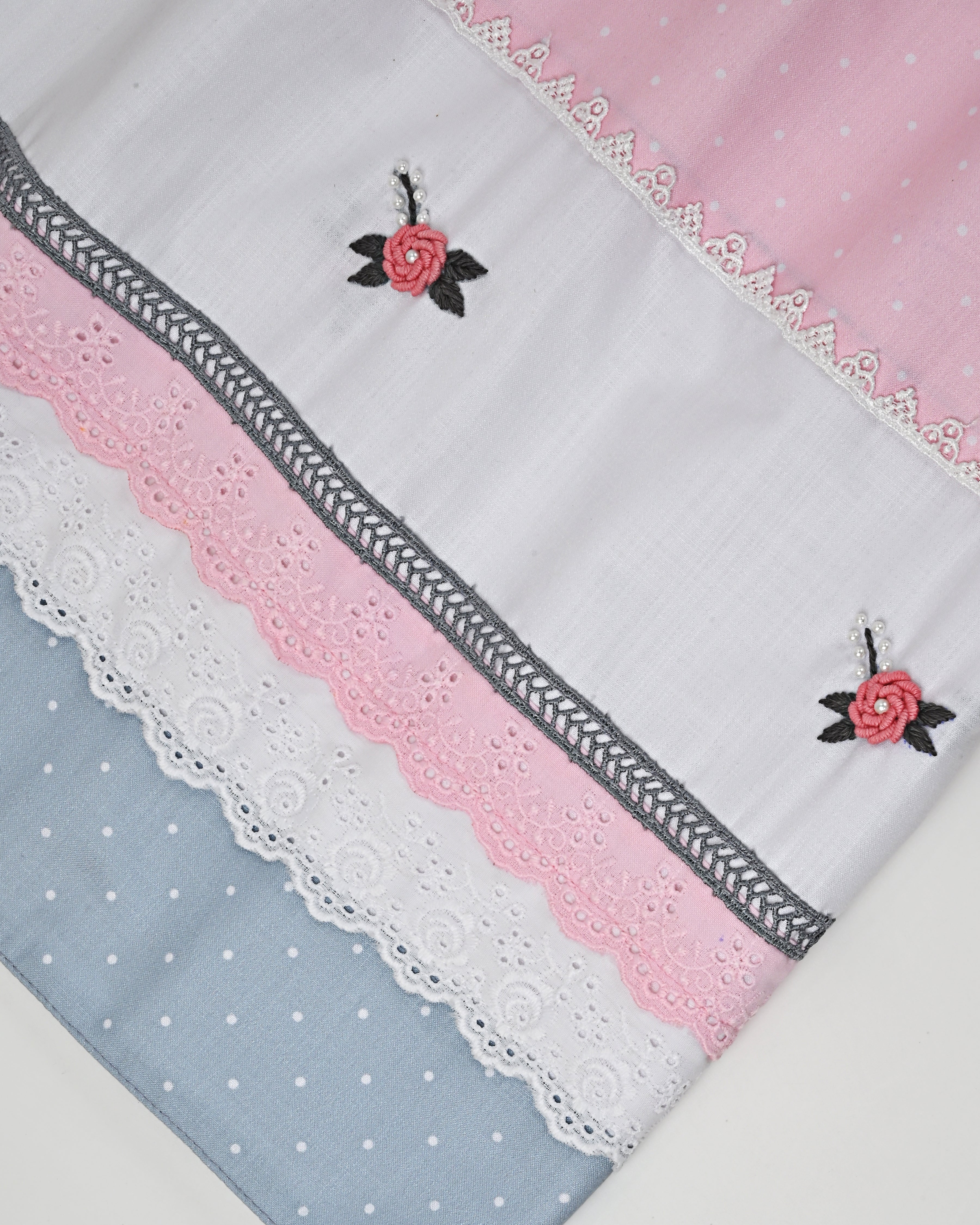 White Rida With Baby Pink Panel Smart Lace & Floral Applique Work