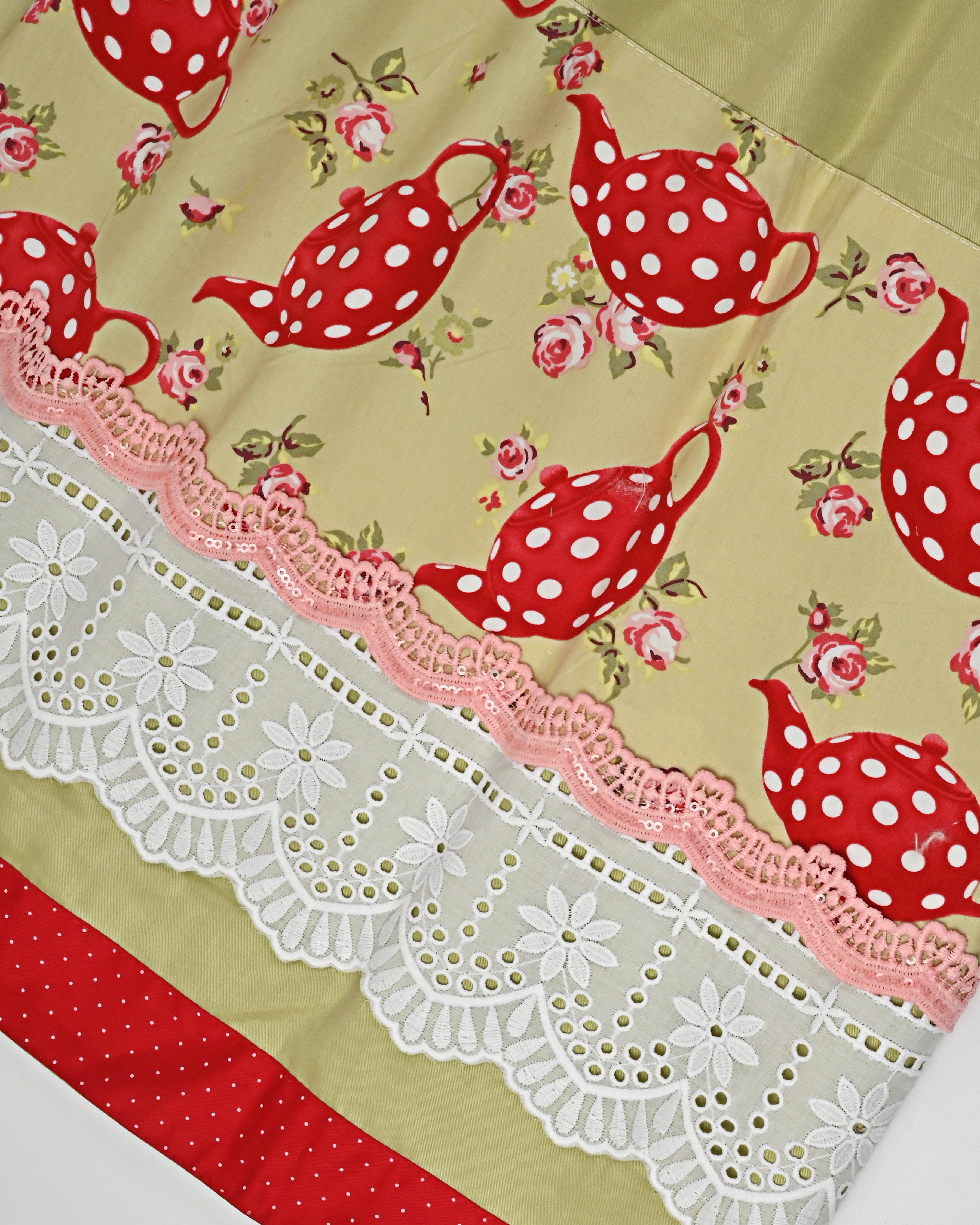 Light Olive Green Rida With Red Tea Kettle Print Panel & Smart Lace