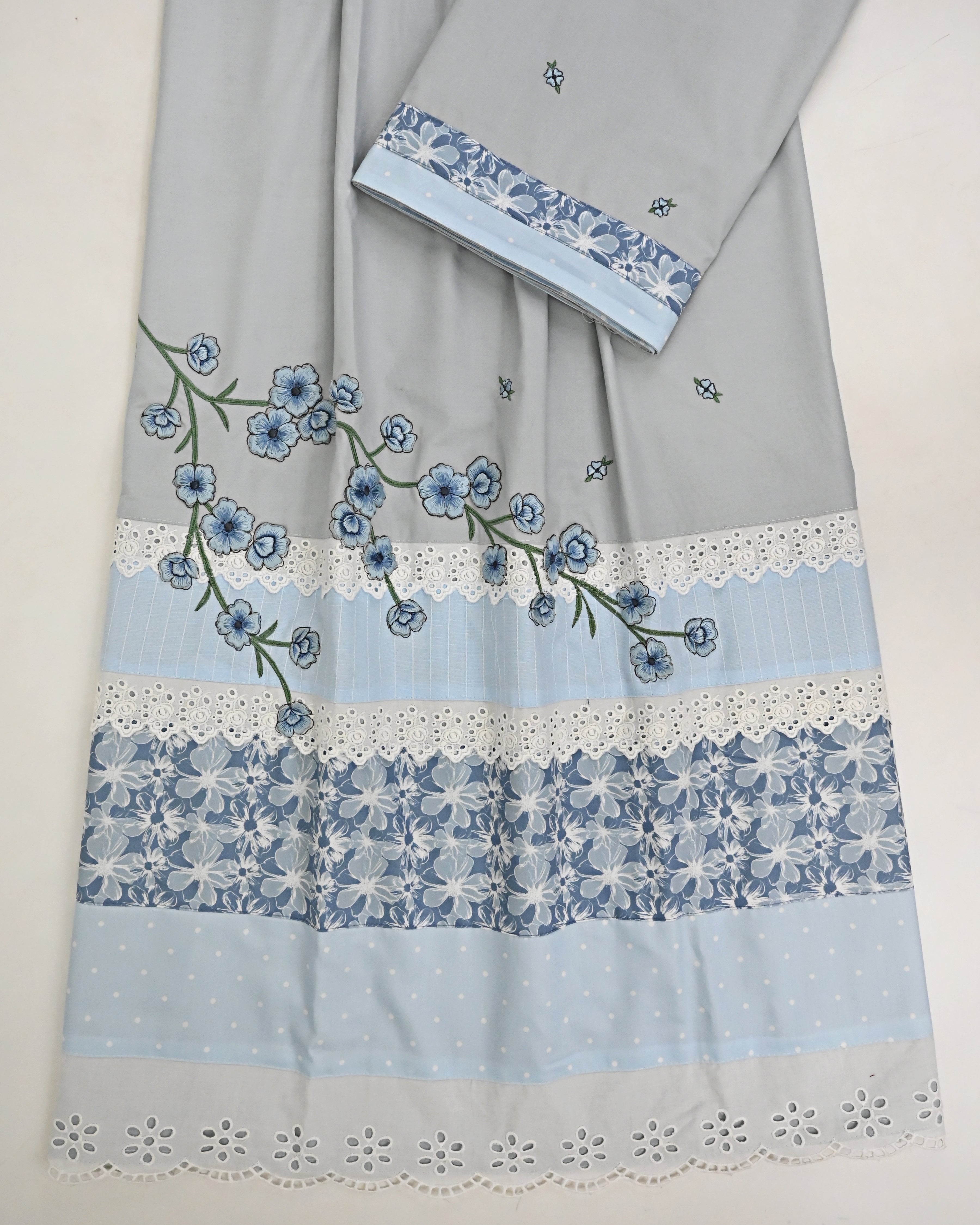Heather Gray Light Rida With Smart Floral Panel Lace & Floral Embroidery
