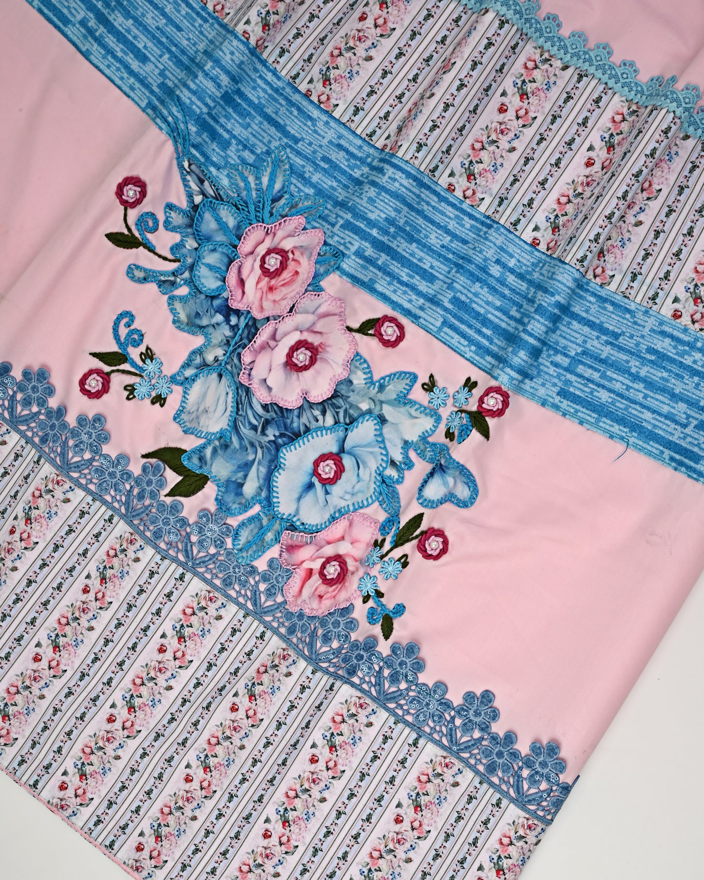 Baby Pink Rida With Up Down Printed Panel & Floral Applique Bunch-2500/-
