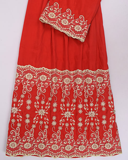 Plain Red Rida With Golden Lace & Aari Work