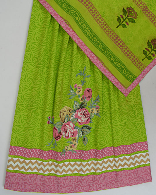 Green Batik Jodi With Machine Embroidery/Printed Dupatta